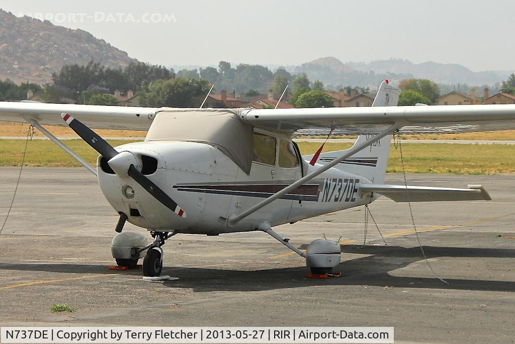 N737DE, 1977 Cessna 172N C/N 17269331, Parked at Flabob Airport , Riverside , California