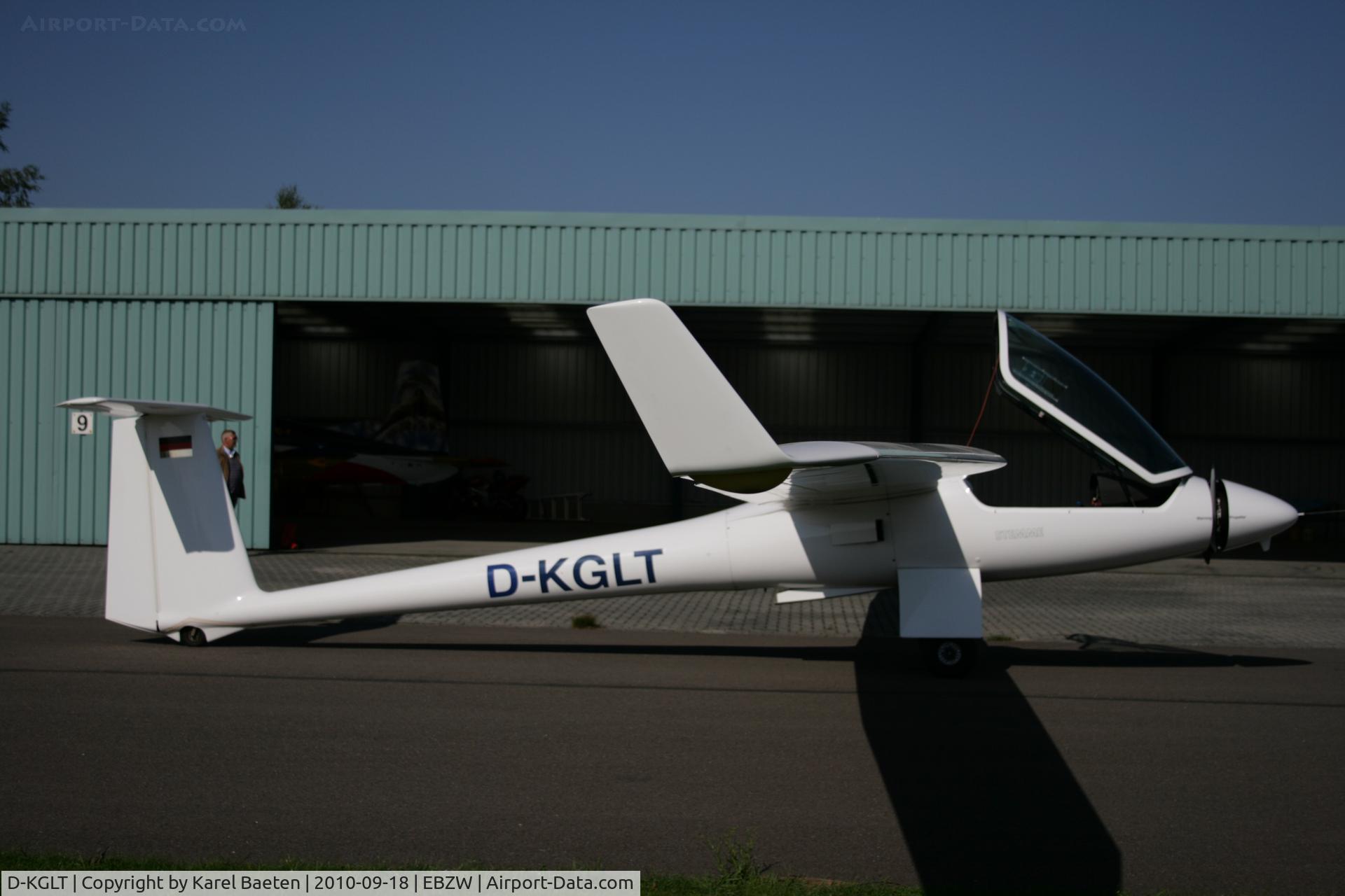 D-KGLT, Stemme S-10VT C/N 11-048, rare motorglider@homebase EBZW