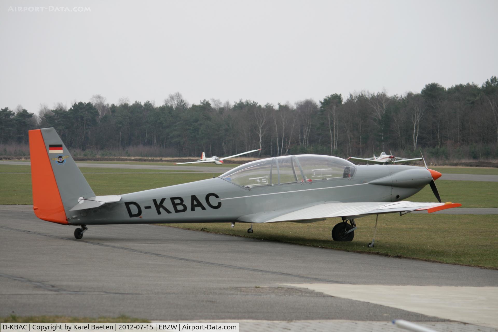 D-KBAC, 1972 Sportavia-Putzer RF-5B Sperber C/N 51009, visiting EBZW
