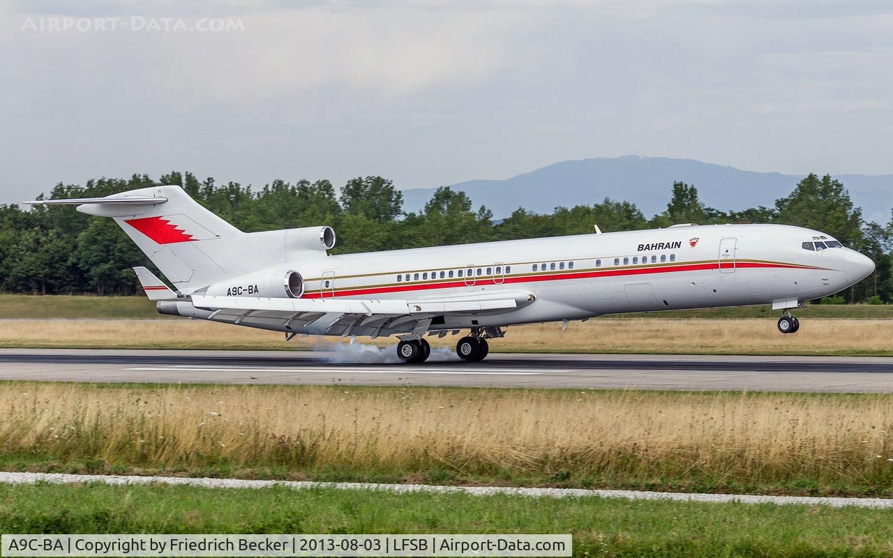 A9C-BA, 1980 Boeing 727-2M7 C/N 21824, touchdown