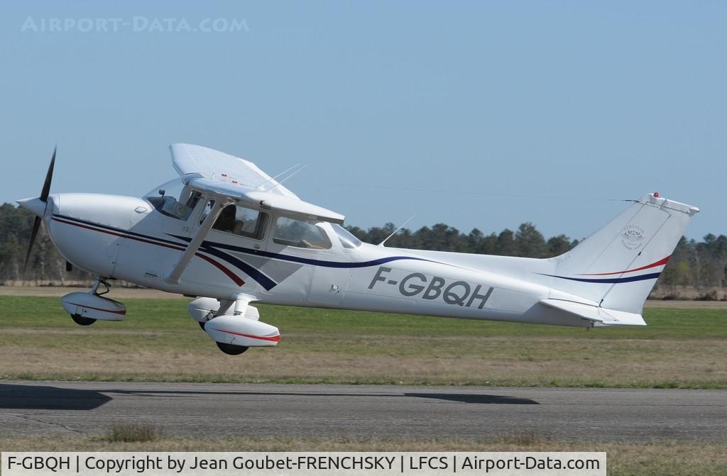 F-GBQH, Reims F172N Skyhawk C/N 1807, take off
