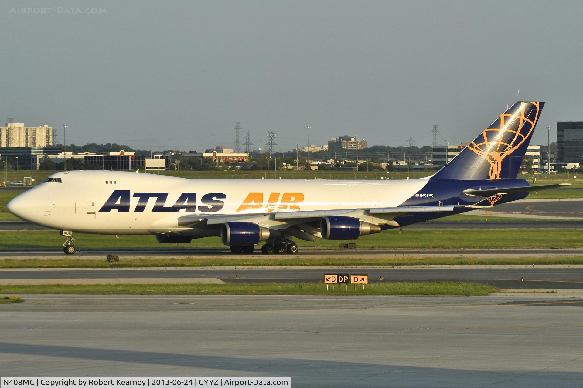 N408MC, 1998 Boeing 747-47UF C/N 29261, Taxiing out for departure