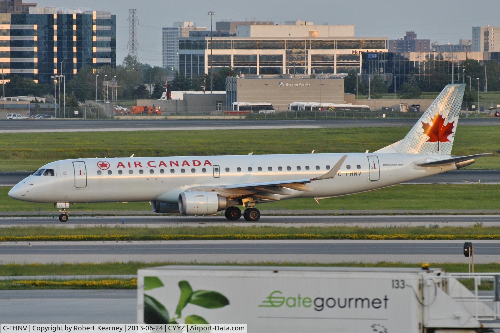 C-FHNV, 2007 Embraer 190AR (ERJ-190-100IGW) C/N 19000075, Taxiing out for departure