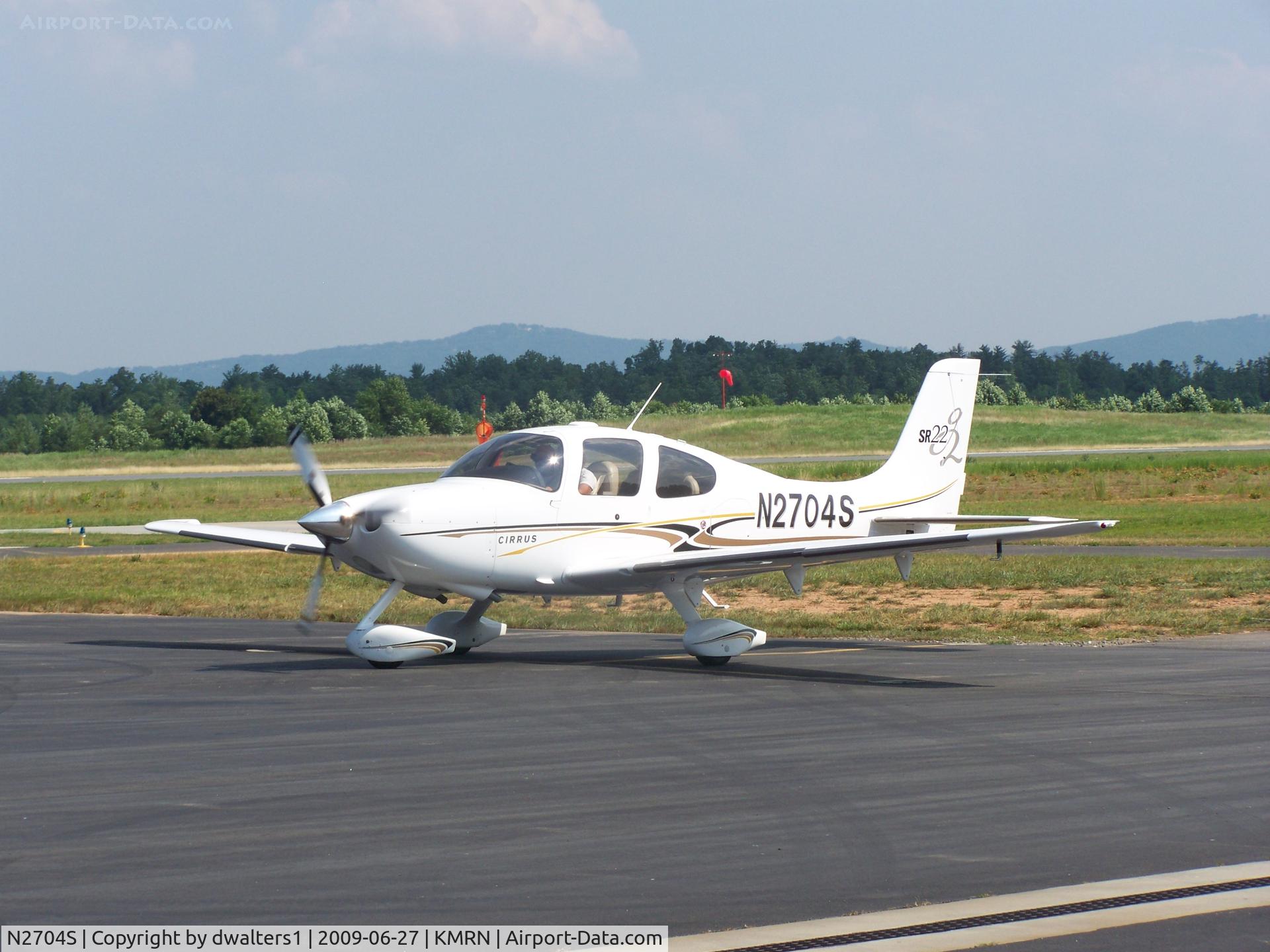 N2704S, 2005 Cirrus SR22 C/N 1265, Taken at KMRN