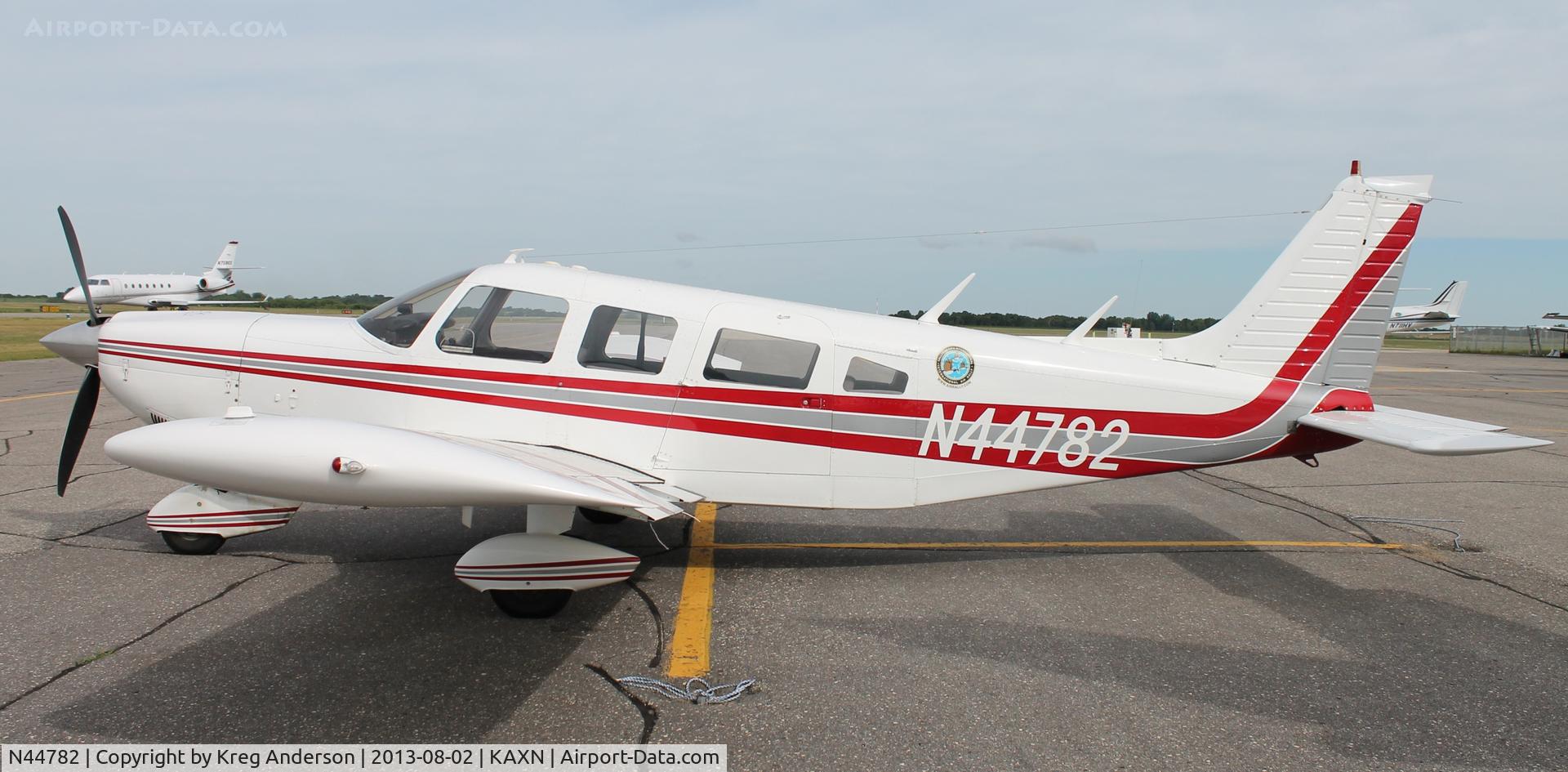N44782, 1974 Piper PA-32-260 Cherokee Six C/N 32-7500002, Piper PA-32-260 Saratoga on the line.
