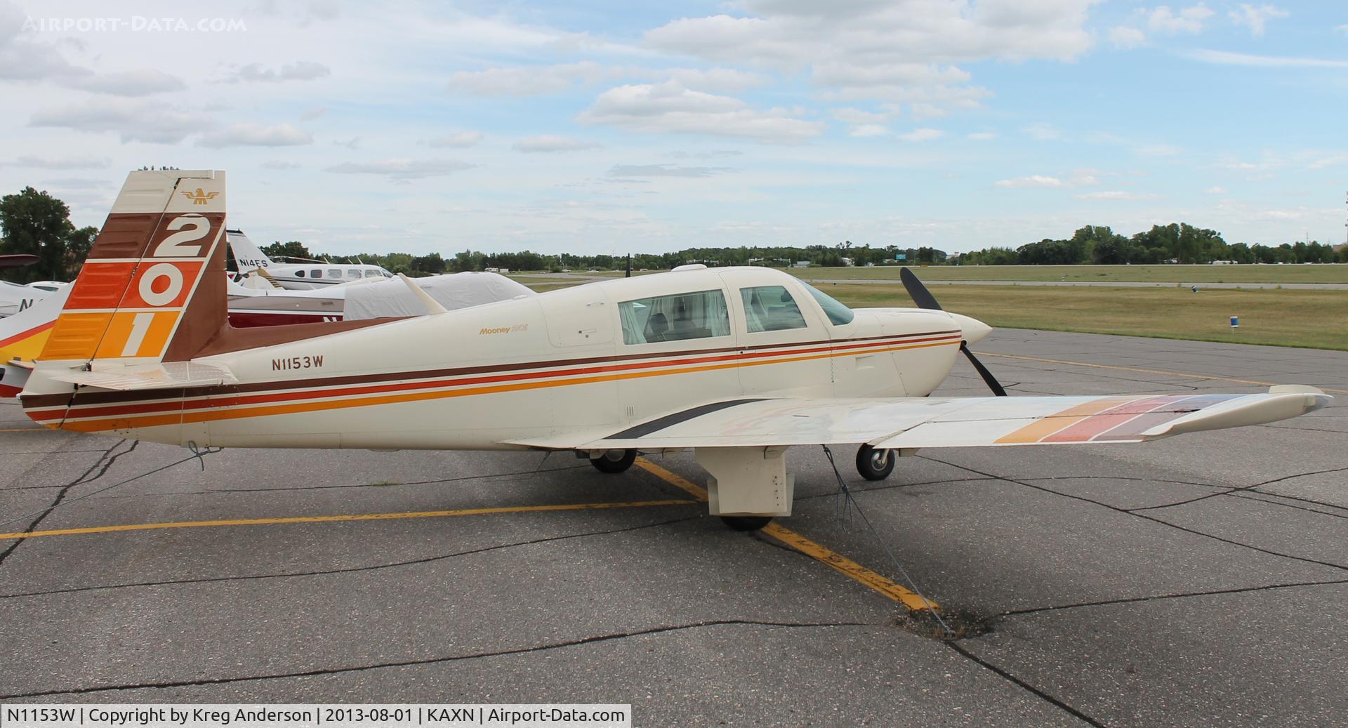 N1153W, 1981 Mooney M20J 201 C/N 24-1241, Mooney M20J on the line.
