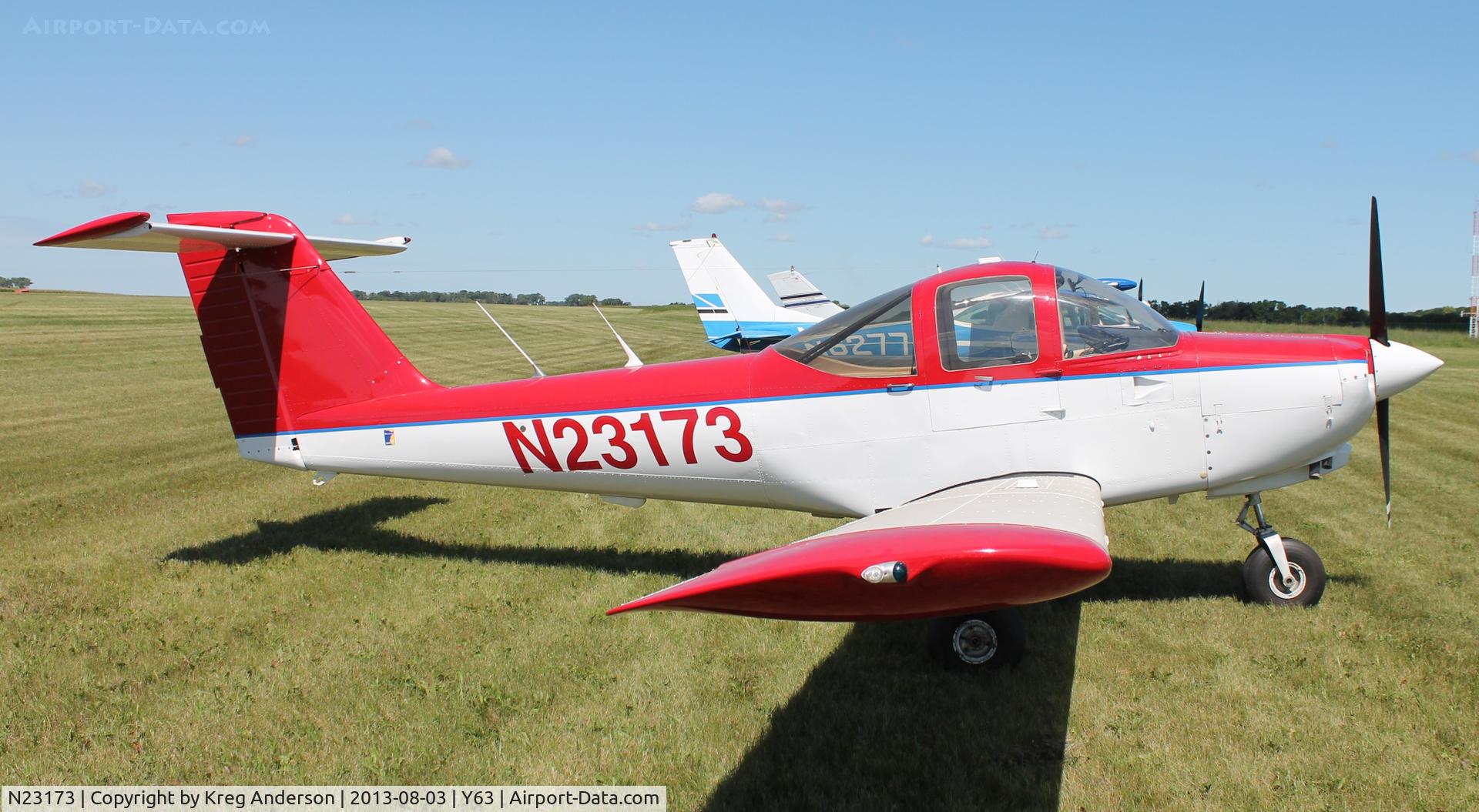 N23173, 1981 Piper PA-38-112 Tomahawk Tomahawk C/N 38-81A0123, 2013 Elbow Lake Fly-in