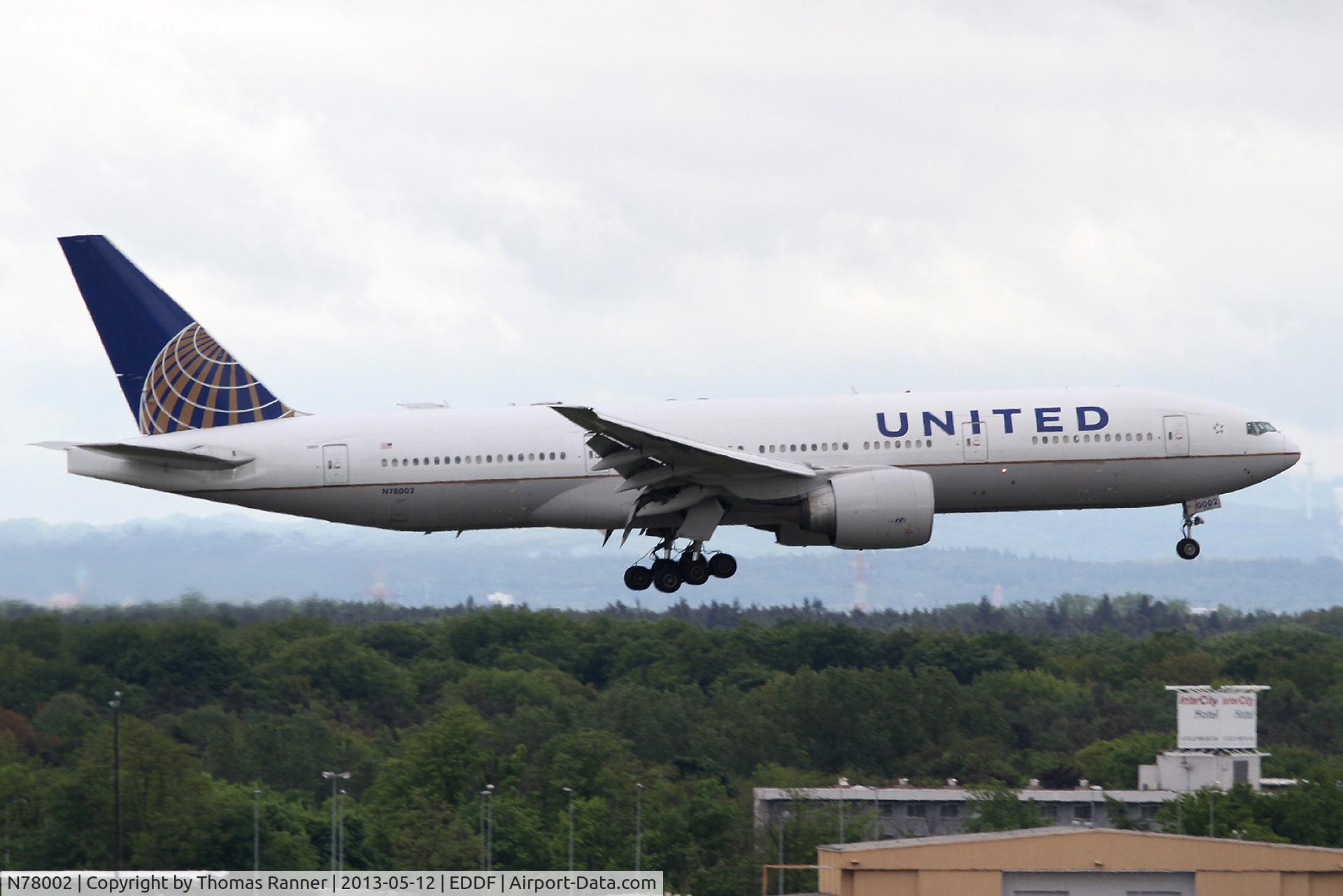 N78002, 1998 Boeing 777-224 C/N 27578, United B777