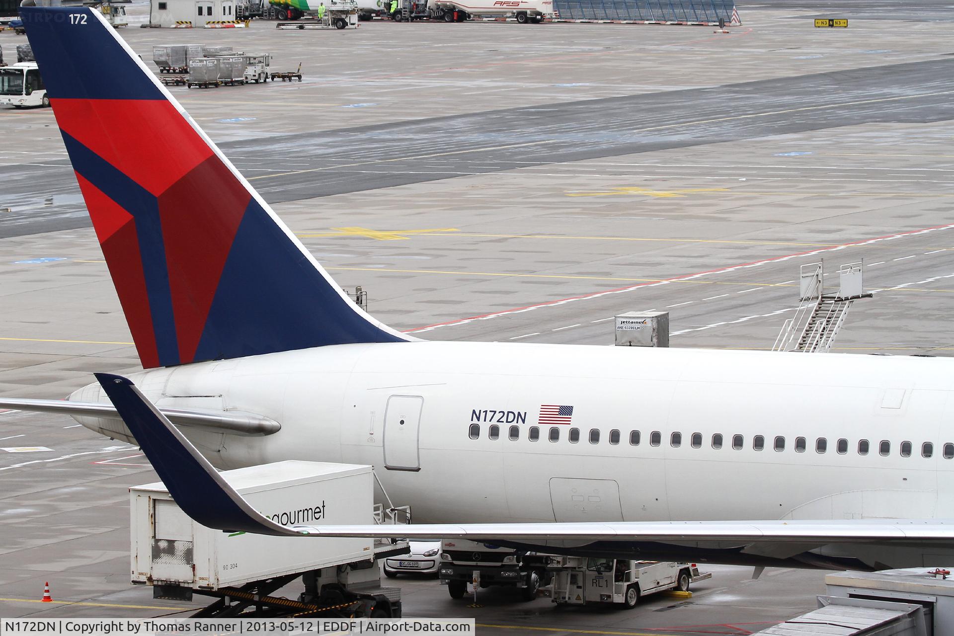N172DN, 1990 Boeing 767-332 C/N 24775, Delta B767