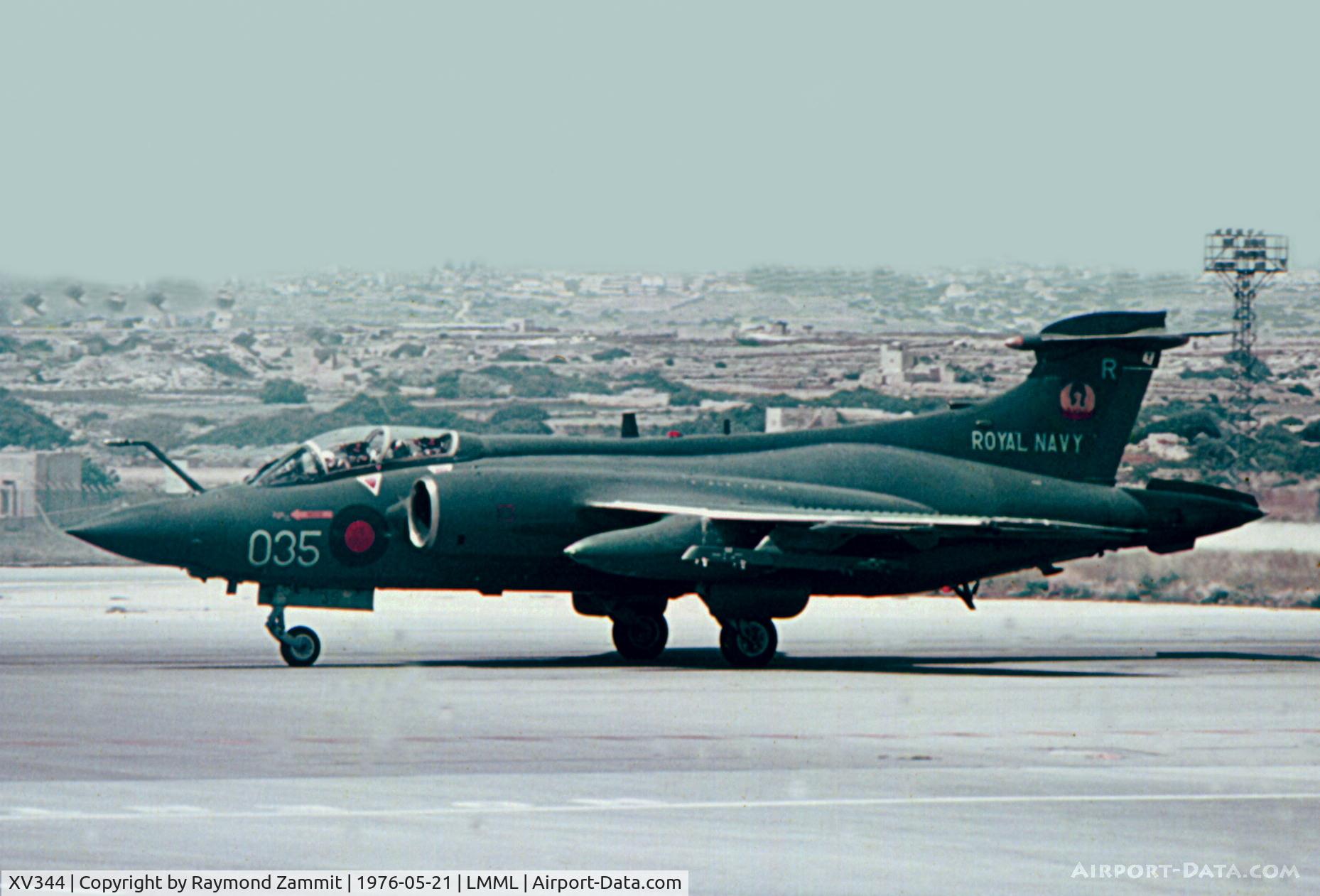 XV344, 1967 Hawker Siddeley Buccaneer S.2 C/N B3-22-66, HS Buccaneer XV344/035 of 809Naval Air Squadron, Royal Navy taxying in after landing in Malta.