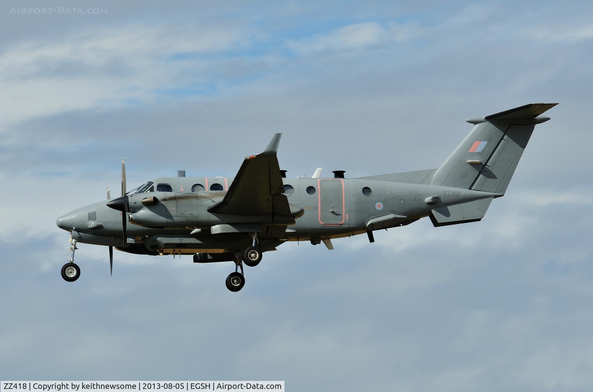 ZZ418, 2007 Beech B300C (350) Super King Air King Air C/N FM-17, Third ILS approach of the day !