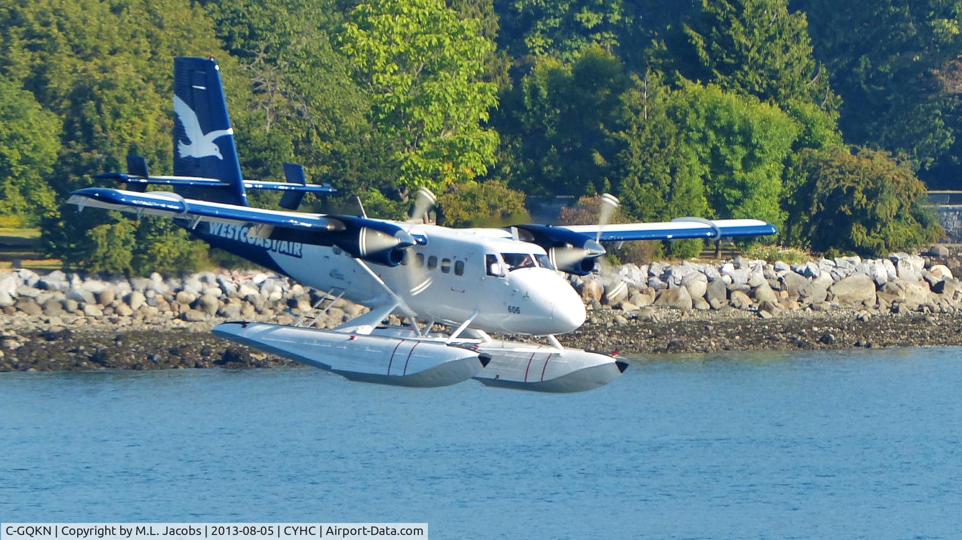 C-GQKN, 1968 De Havilland Canada DHC-6-100 Twin Otter C/N 94, Westcoast Air #606 coming over Stanley Park for a straight in approach to land in Coal Harbour.
