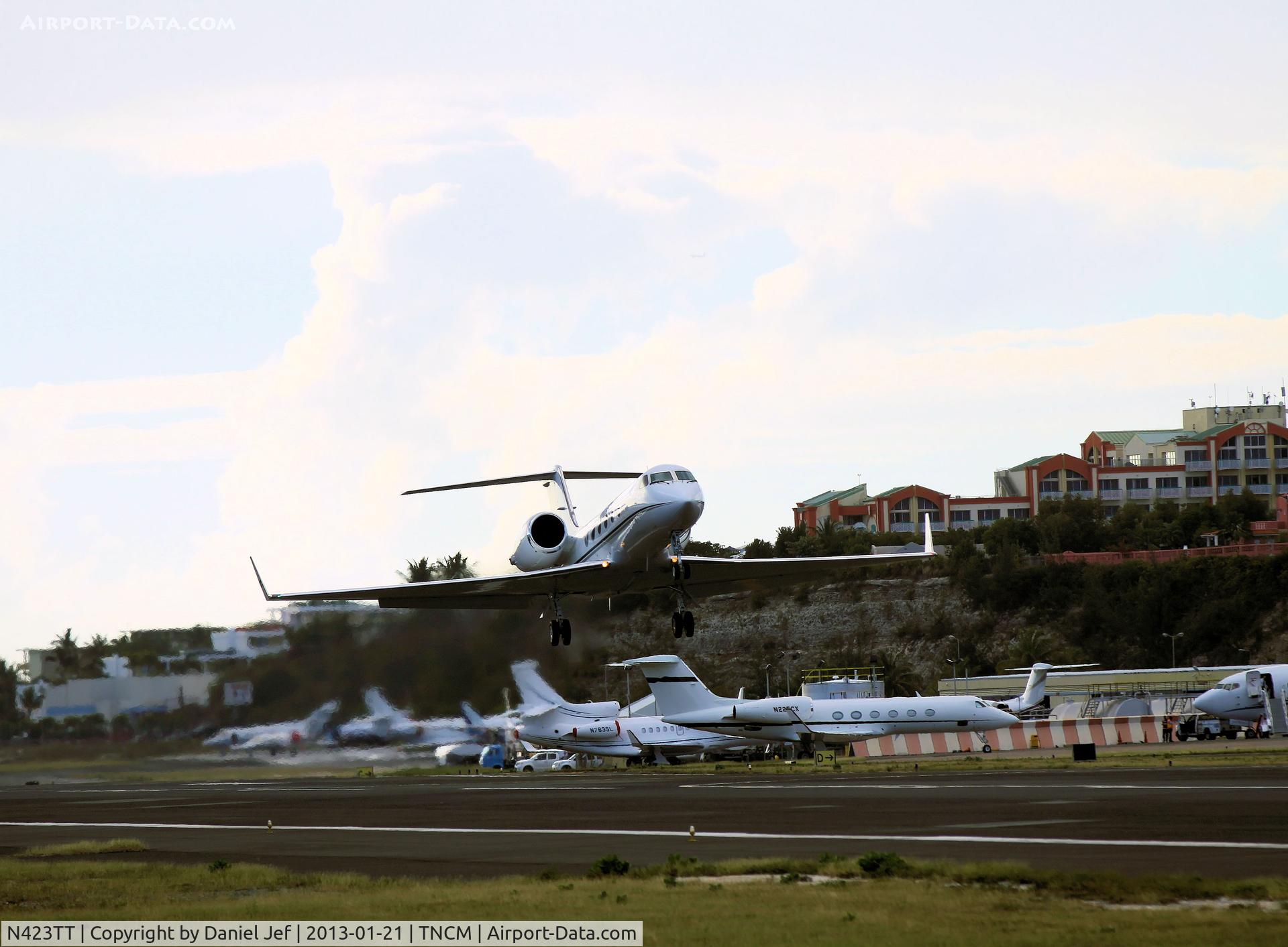 N423TT, 1988 Gulfstream Aerospace G-IV C/N 1085, N423TT
