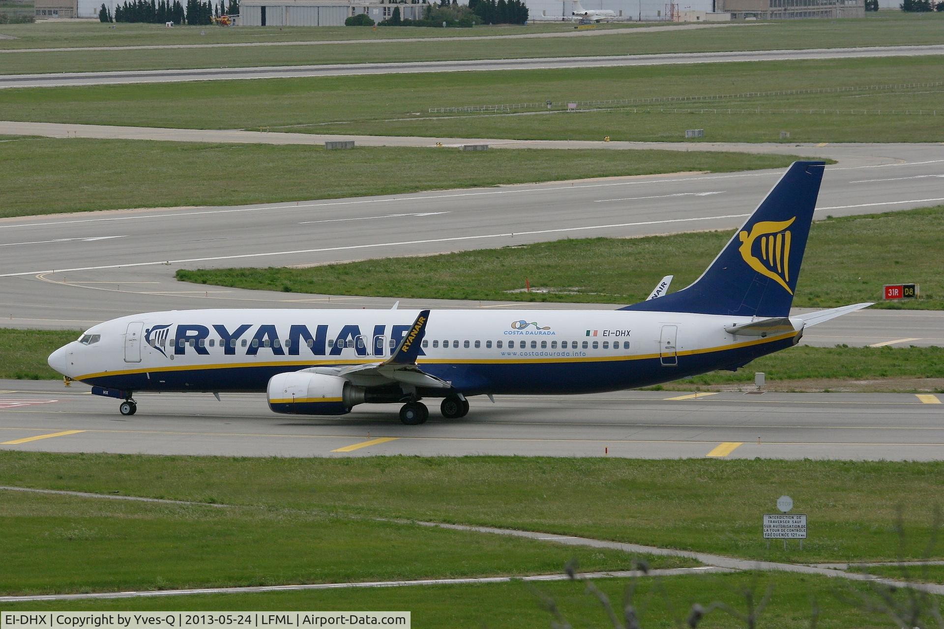 EI-DHX, 2005 Boeing 737-8AS C/N 33585, Boeing 737-8AS, Taxiing to holding point rwy 31R, Marseille-Marignane Airport (LFML-MRS)