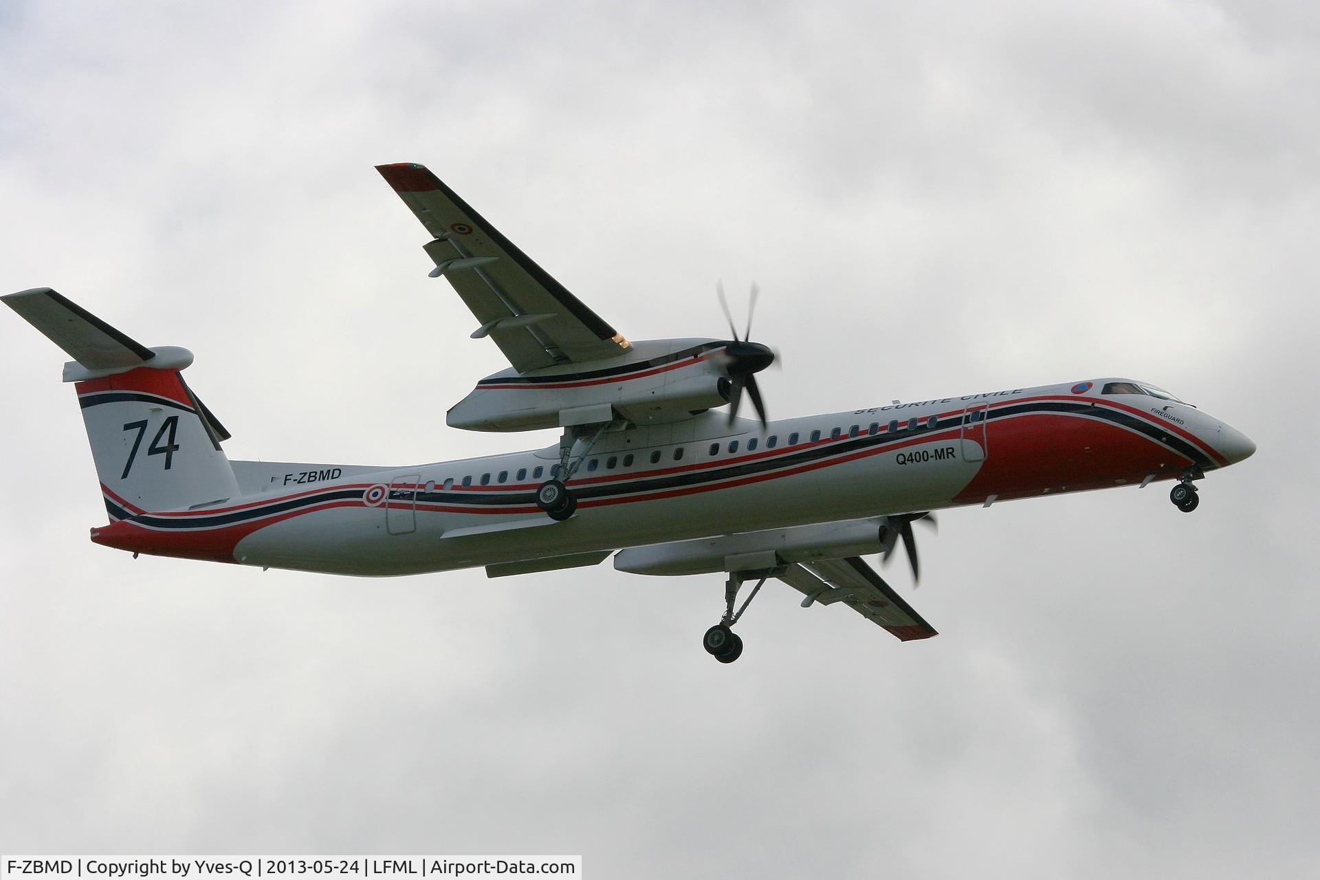 F-ZBMD, 2001 De Havilland Canada DHC-8-402Q-MR Dash 8 C/N 4043, De Havilland Canada DHC-8-402Q(MR), Short approach rwy 31L, Marseille-Marignane Airport (LFML-MRS)