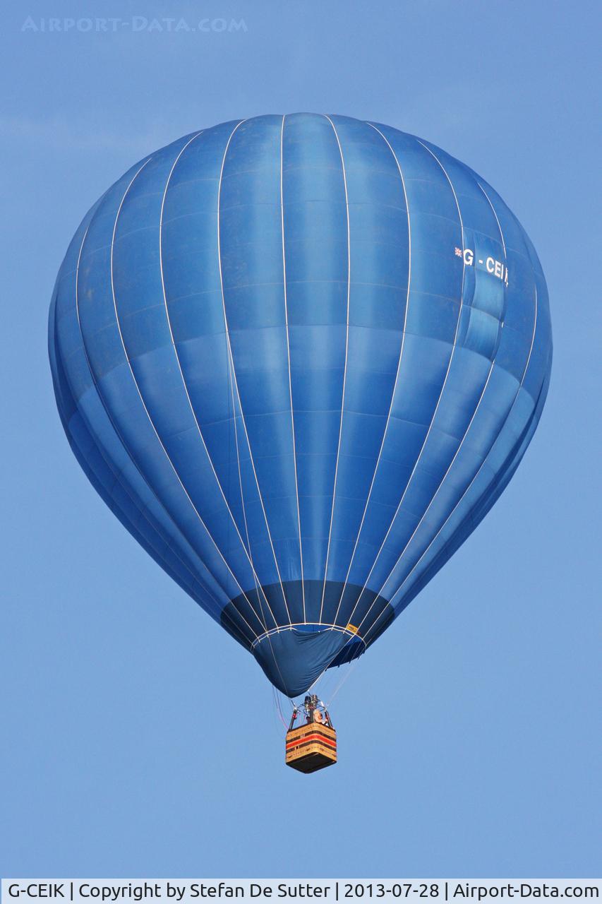G-CEIK, 2007 UltraMagic M-90 C/N 90/92, Balloon meeting Eeklo 2013.