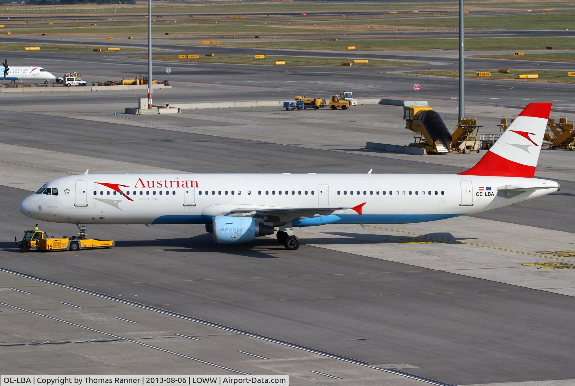 OE-LBA, 1995 Airbus A321-111 C/N 552, Austrian A321