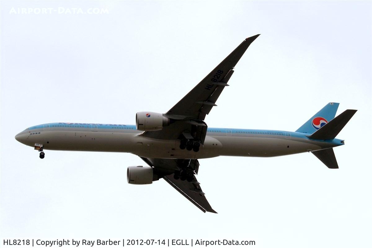 HL8218, 2011 Boeing 777-3B5/ER C/N 37649, Boeing 777-3B5ER [37649] (Korean Air) Home~G 14/07/2012. On approach 27R.