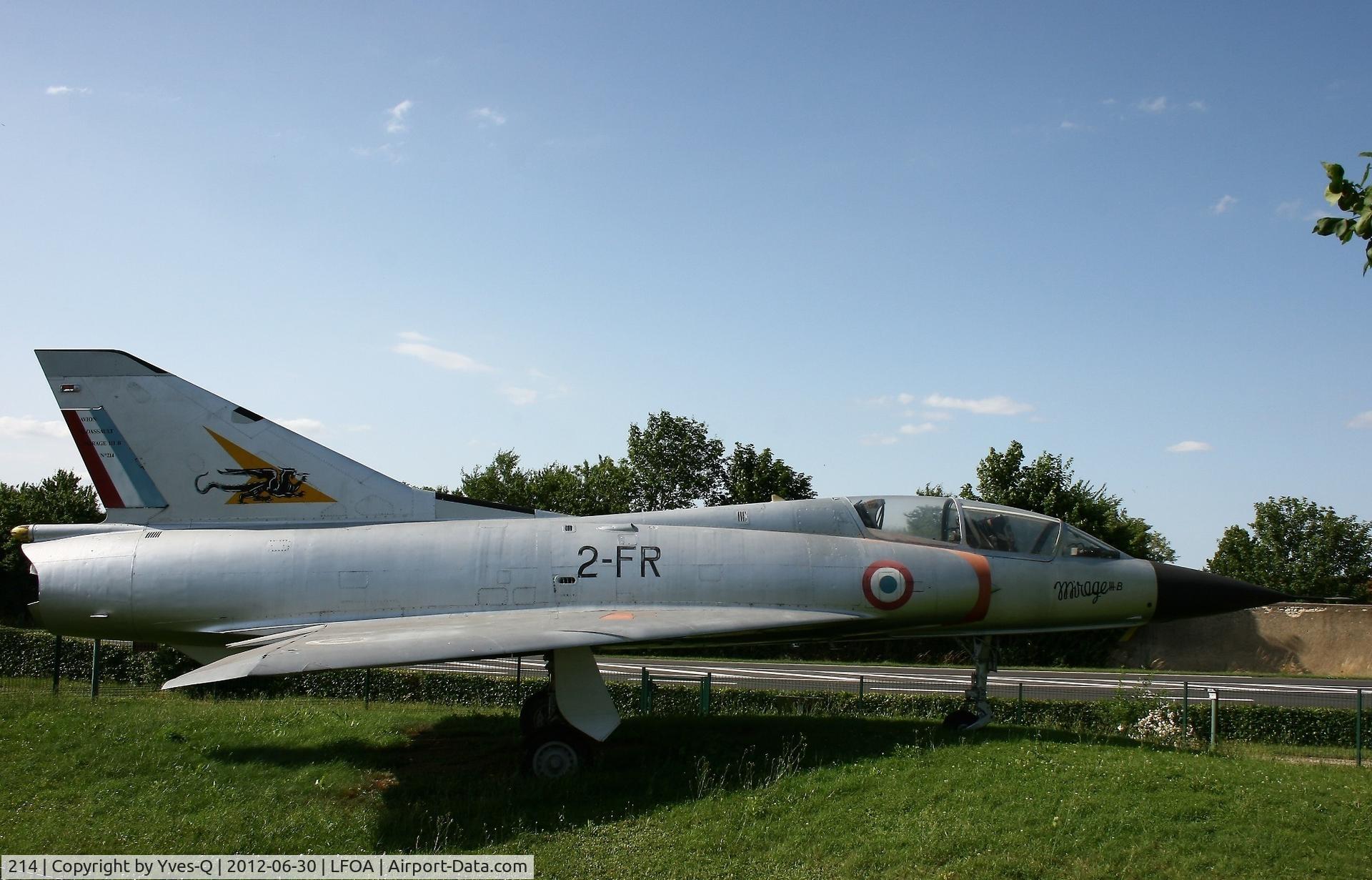 214, Dassault Mirage IIIB C/N 214, Dassault Mirage IIIB, Preserved at Avord