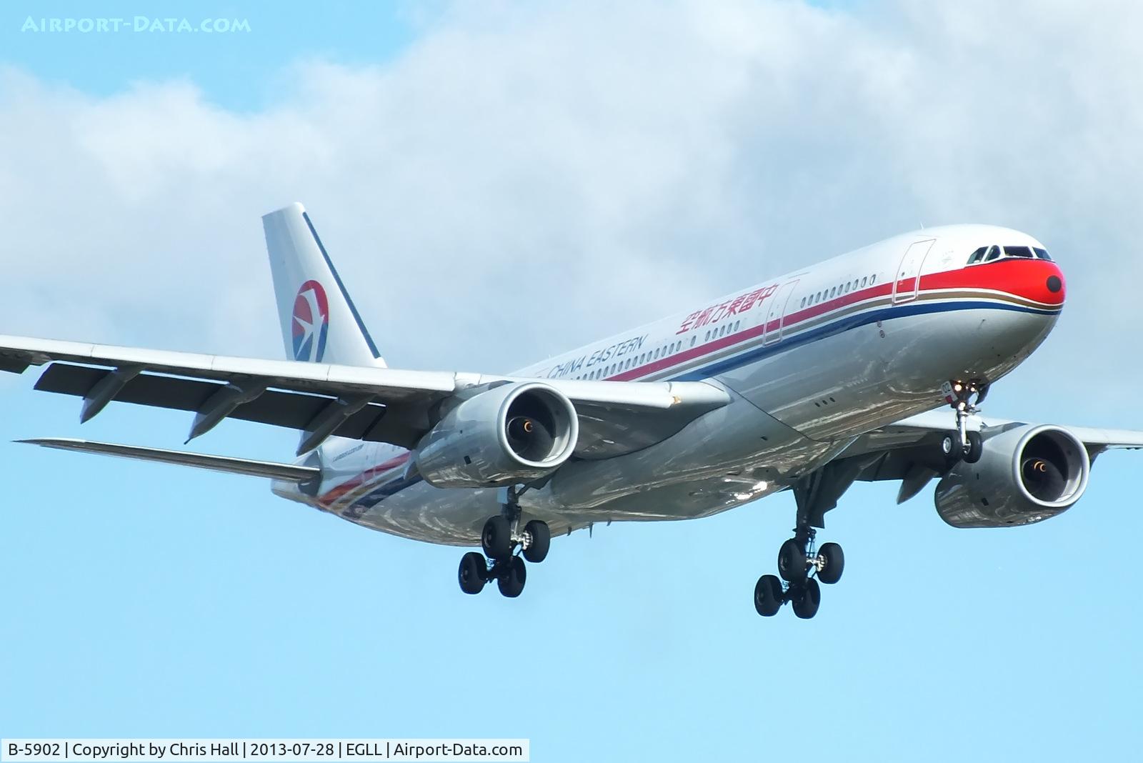 B-5902, 2012 Airbus A330-243 C/N 1324, China Eastern Airlines