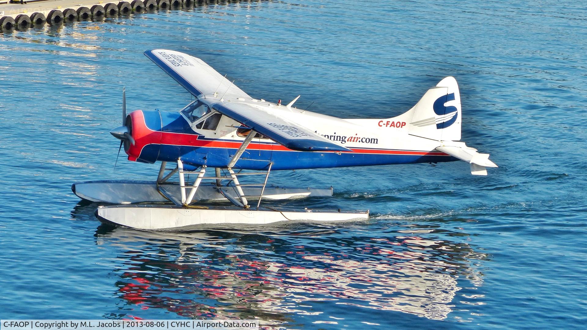 C-FAOP, 1958 De Havilland Canada DHC-2 Beaver Mk.1 C/N 1249, Saltspring Air Beaver taxiing to Coal Harbour terminal.