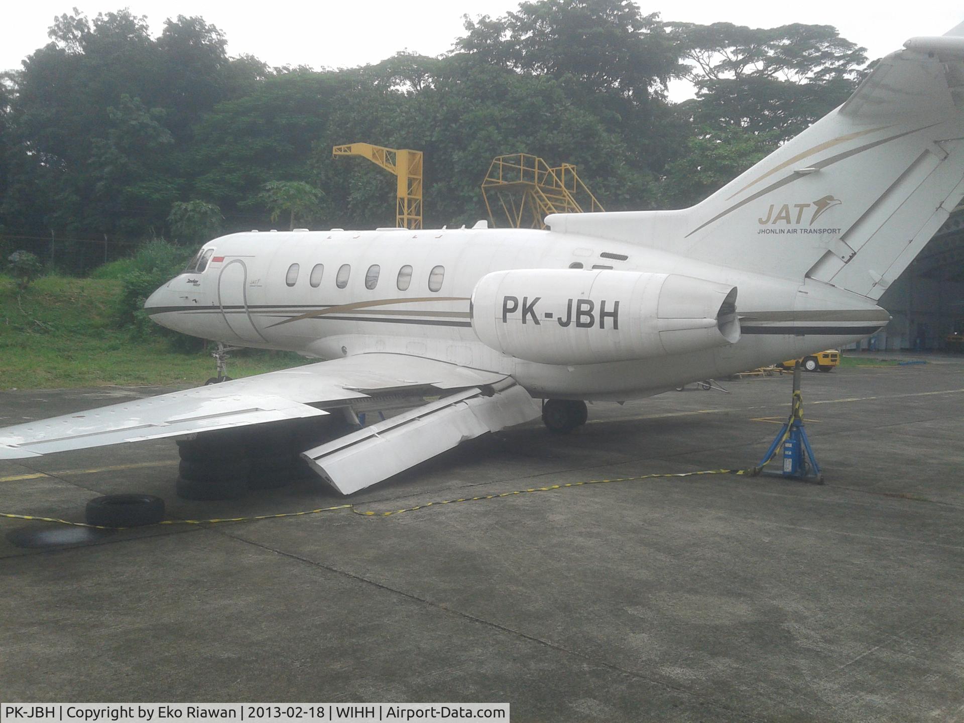 PK-JBH, 2008 Hawker Beechcraft 900XP C/N HA-0071, crashed on landing February 2013 in Halim airport, Jakarta