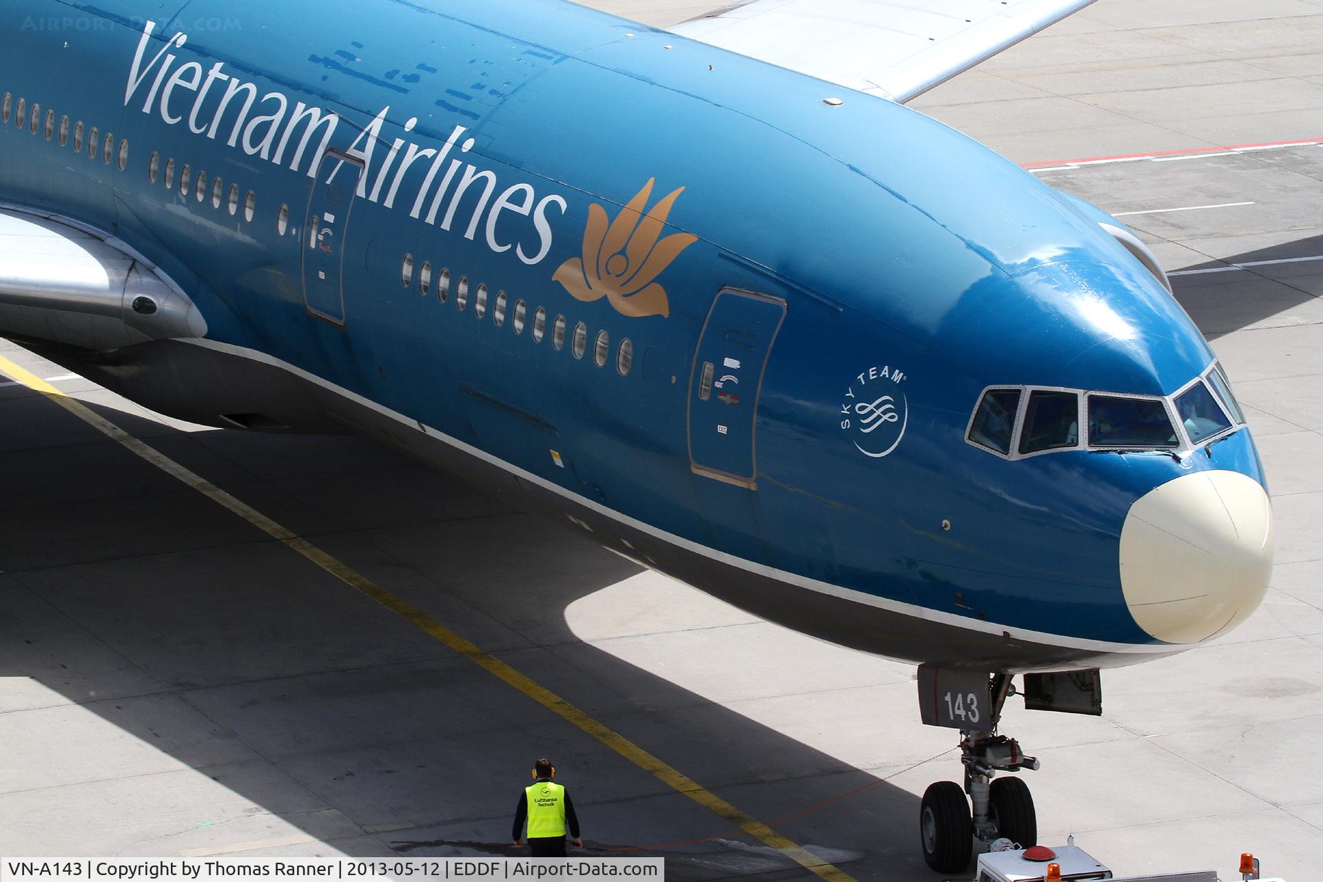 VN-A143, Boeing 777-26K/ER C/N 33502, Vietnam Airlines B777