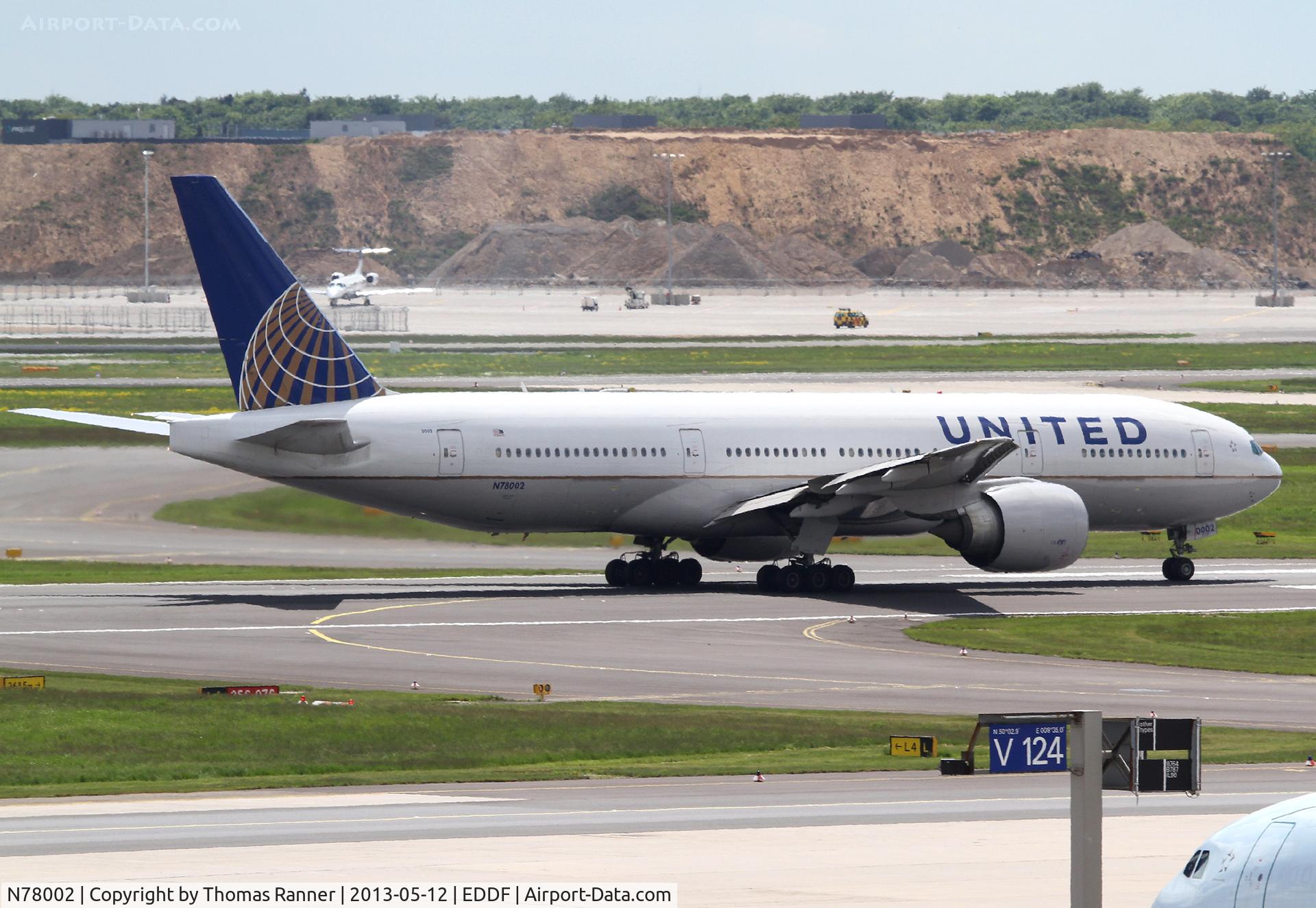N78002, 1998 Boeing 777-224 C/N 27578, United B777