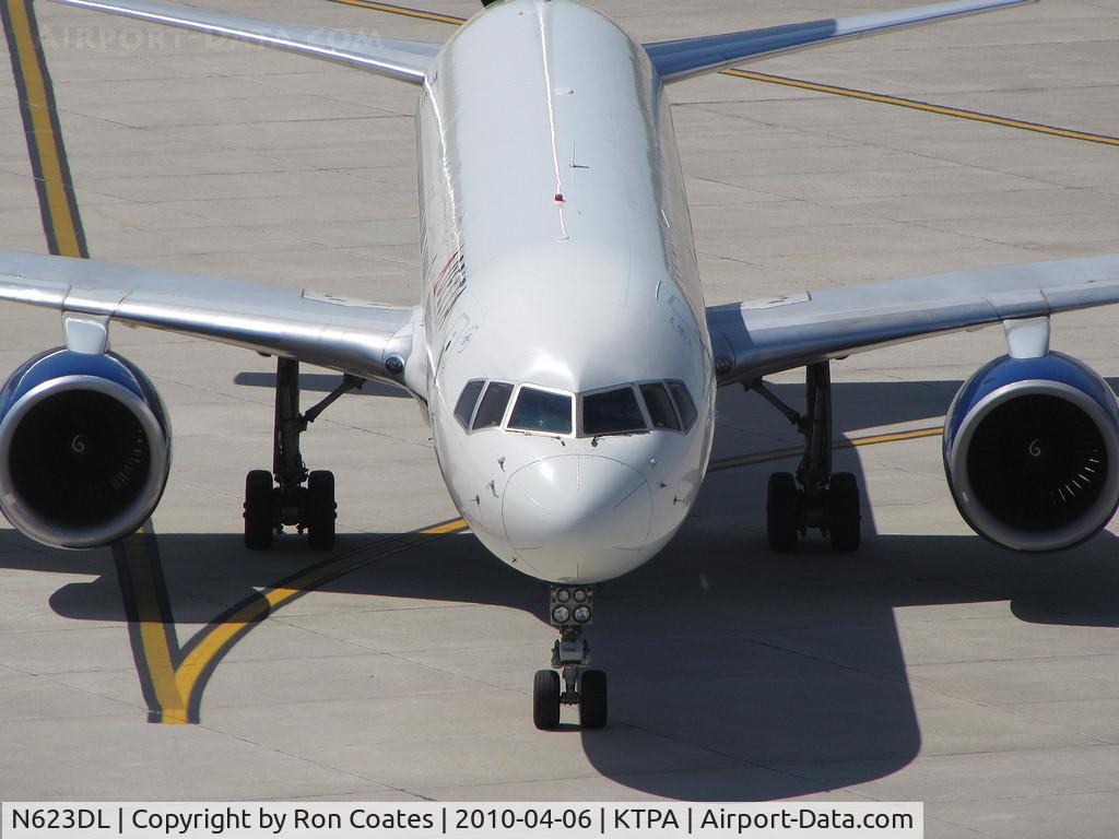 N623DL, 1987 Boeing 757-232 C/N 22913, This 1987 Boeing 757-232 is heading to it's gate at Tampa Int'l Airport (TPA)
