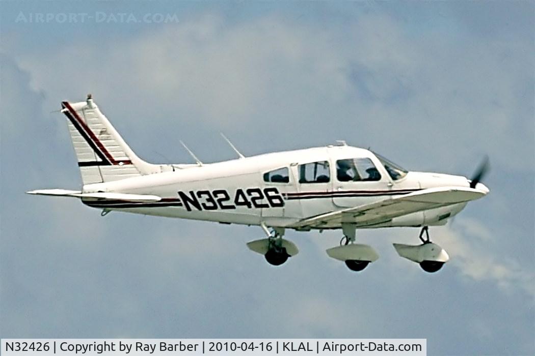 N32426, 1974 Piper PA-28-180 C/N 28-7505059, Piper PA-28-180 Cherokee [28-7505059] Lakeland-Linder~N 16/04/2010