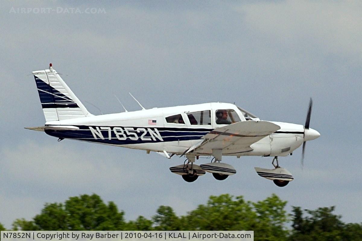 N7852N, 1969 Piper PA-28-180 C/N 28-5309, Piper PA-28-180 Cherokee D [28-5309] Lakeland-Linder~N 16/04/2010