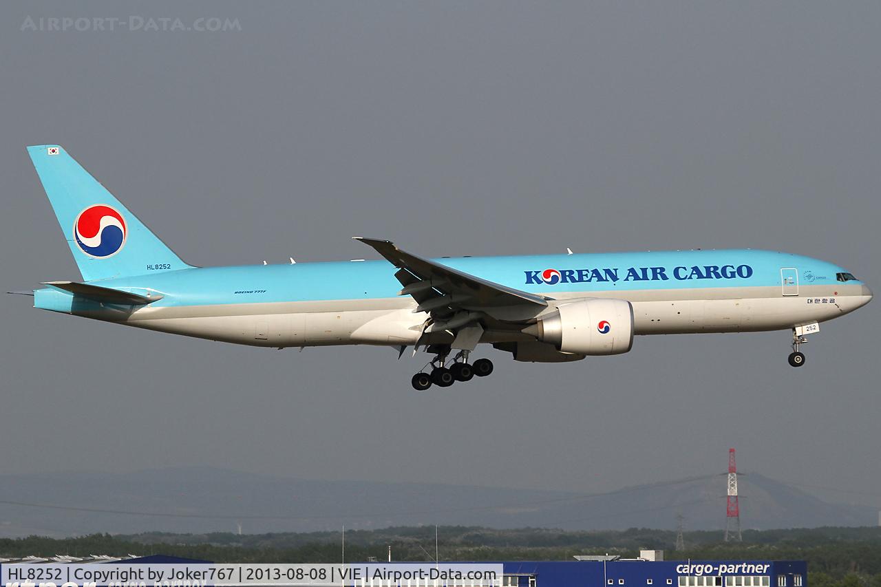 HL8252, 2012 Boeing 777-FB5 C/N 37638, Korean Air Cargo