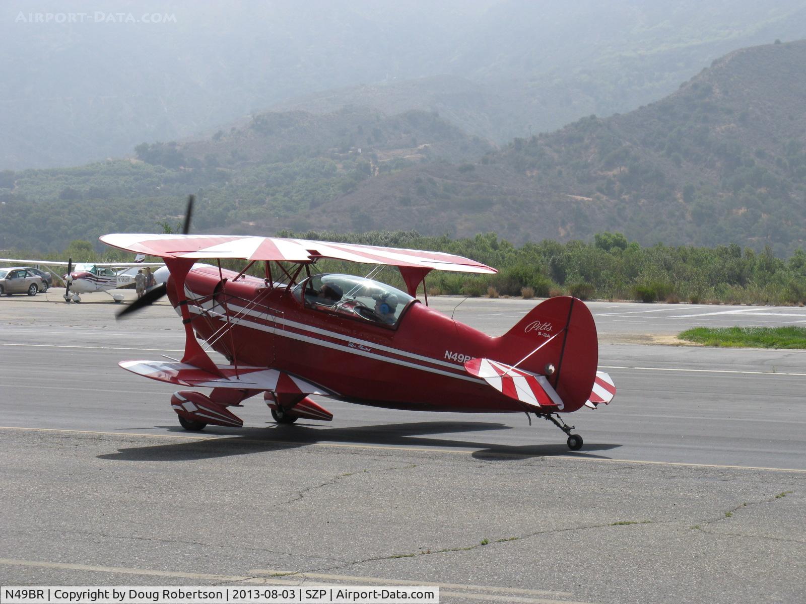 N49BR, Pitts S-2A Special C/N 2212, 1980 Aerotek PITTS S-2A, Lycoming AEIO-540m 260 Hp, S-turns taxi to 22