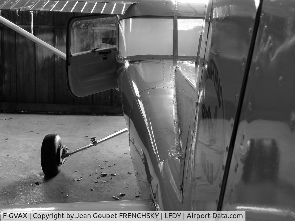 F-GVAX, 1977 Cessna 152 C/N 152-79954, 