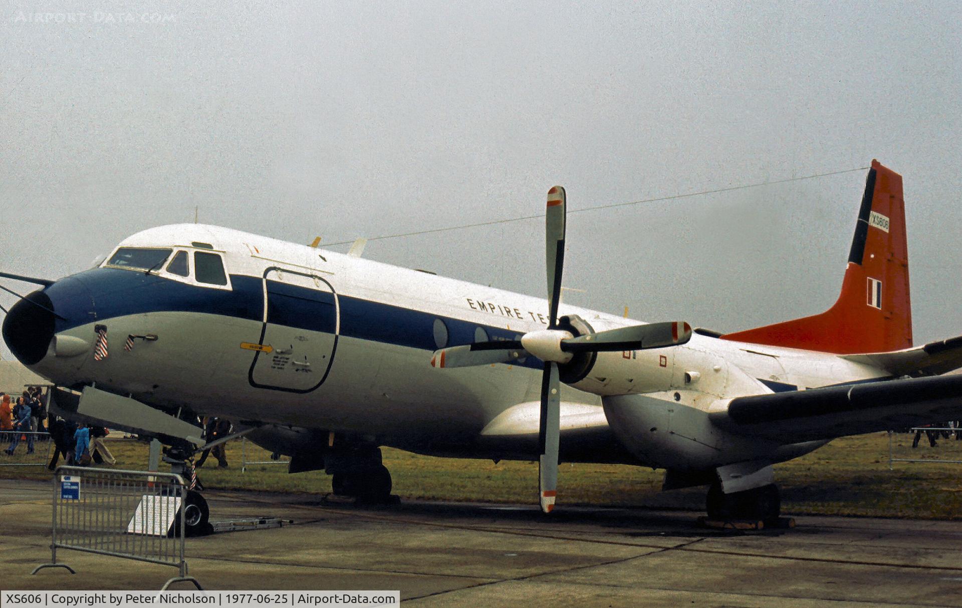 XS606, 1966 Hawker Siddeley HS-780 Andover C1 C/N Set 13/BN1, Andover C.1 of the Empire Test Pilots School on display at the 1977 Intn'l Air Tattoo at RAF Greenham Common.