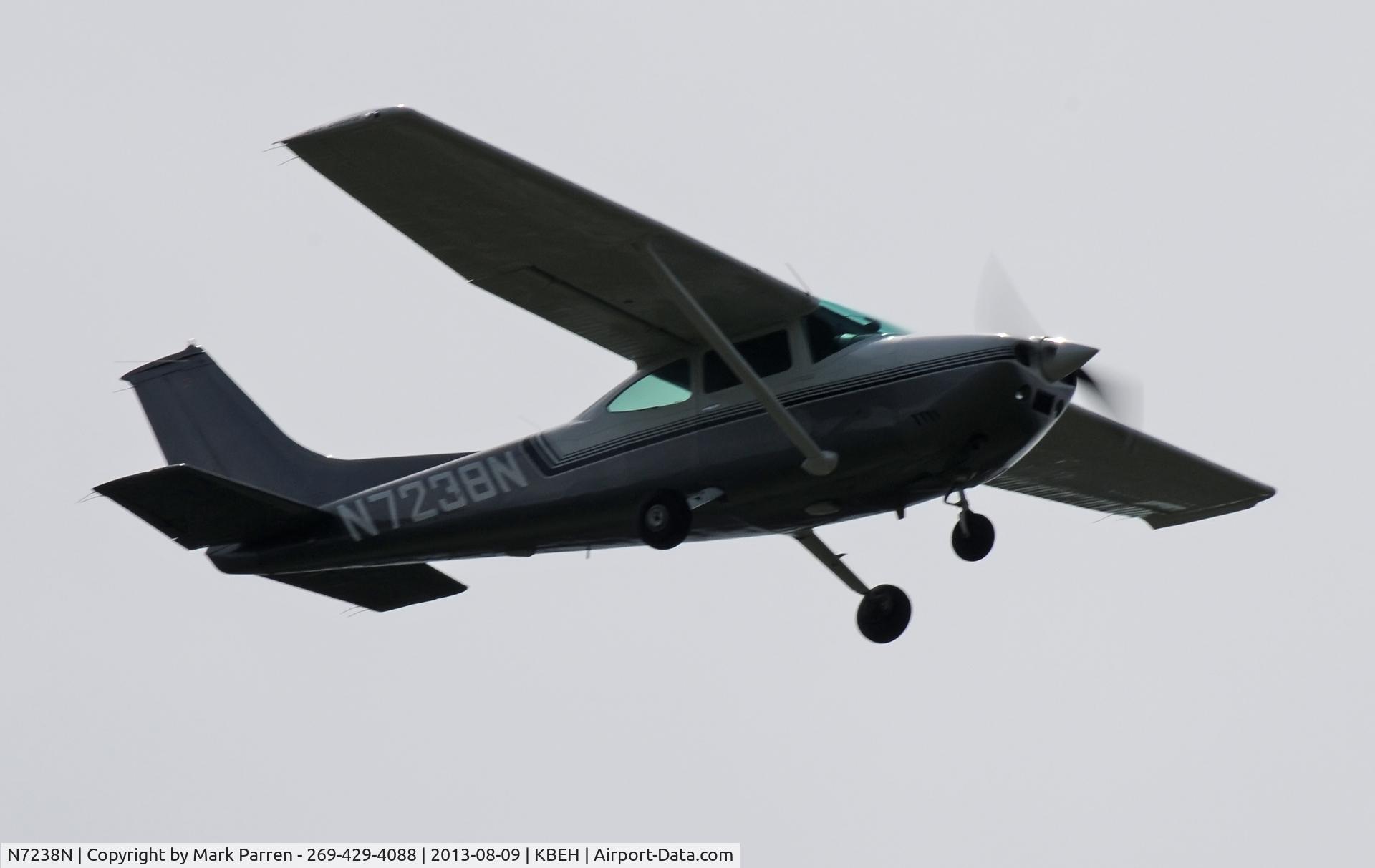 N7238N, 1974 Cessna 182P Skylane C/N 18263029, Flying over Stevensville, MI