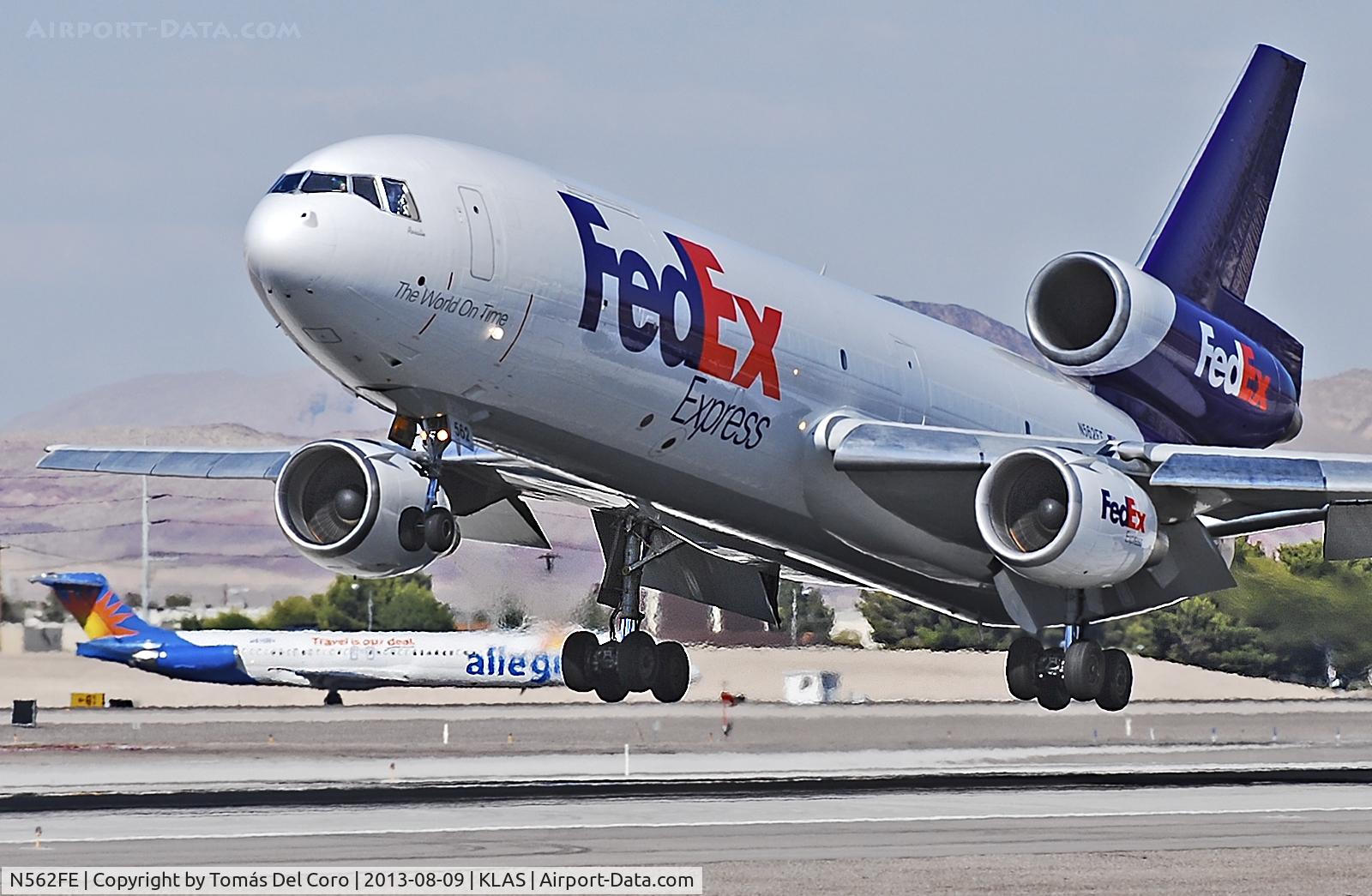 N562FE, 1977 McDonnell Douglas MD-10-10F C/N 46947, N562FE FedEx - Federal Express Boeing MD-10-10F (cn 46947/247) 