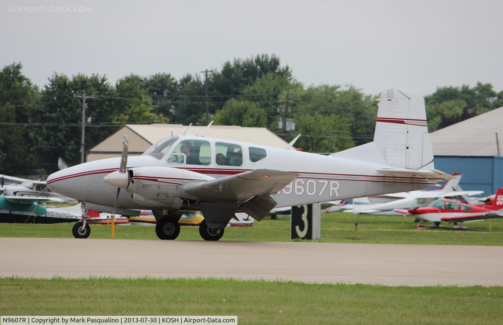 N9607R, 1959 Beech 95 C/N TD-290, Beech 95