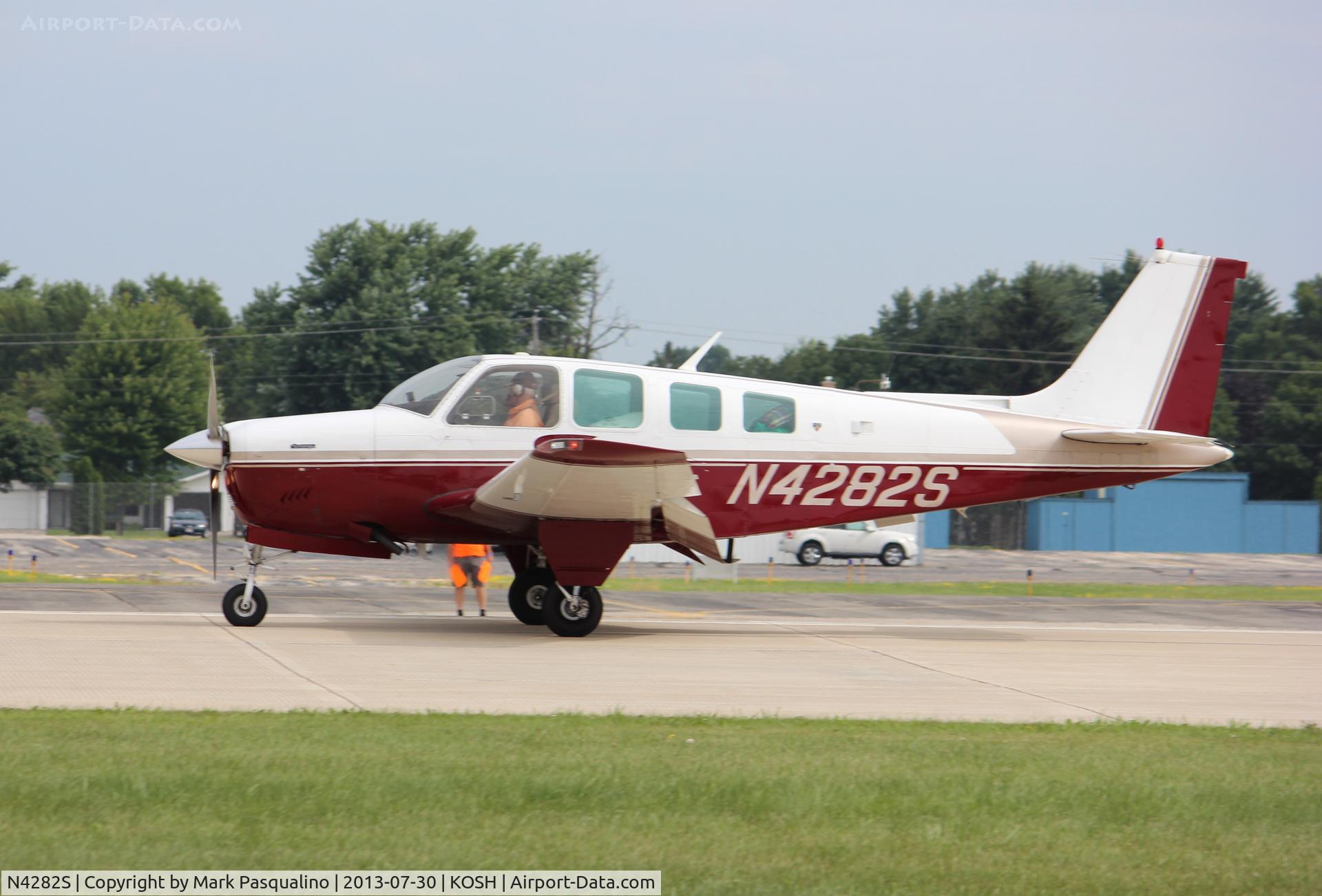 N4282S, 1976 Beech A36 Bonanza 36 C/N E-946, Beech A36