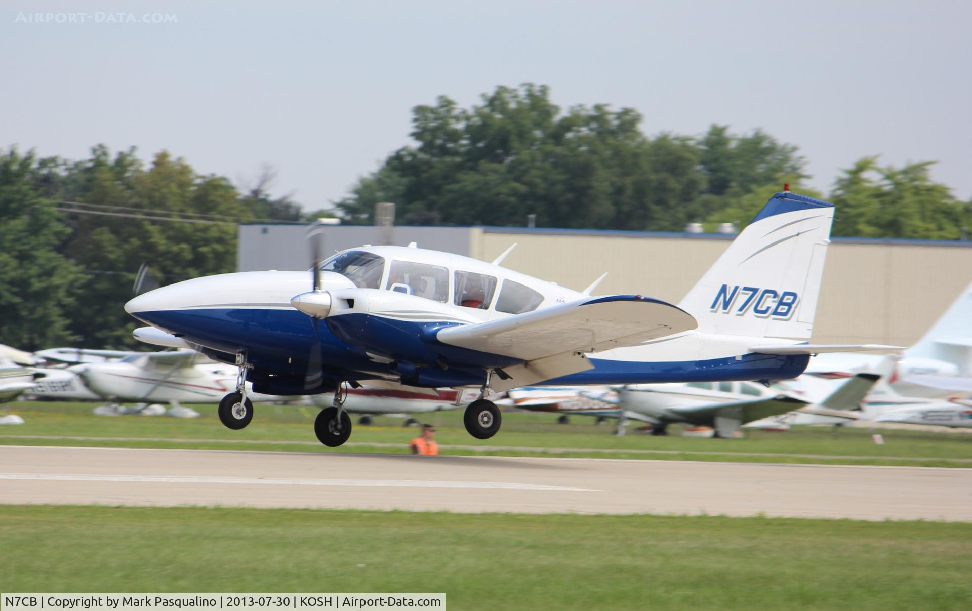 N7CB, 1972 Piper PA-23-250 Apache C/N 27-4802, Piper PA-23-250