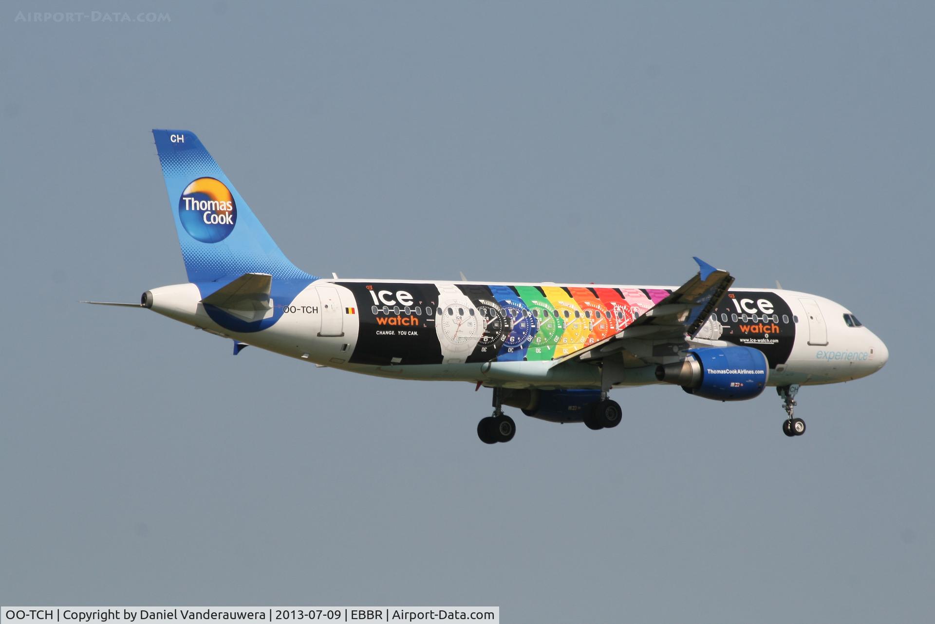 OO-TCH, 2003 Airbus A320-214 C/N 1929, Flight HQ2237 is descending to RWY 02