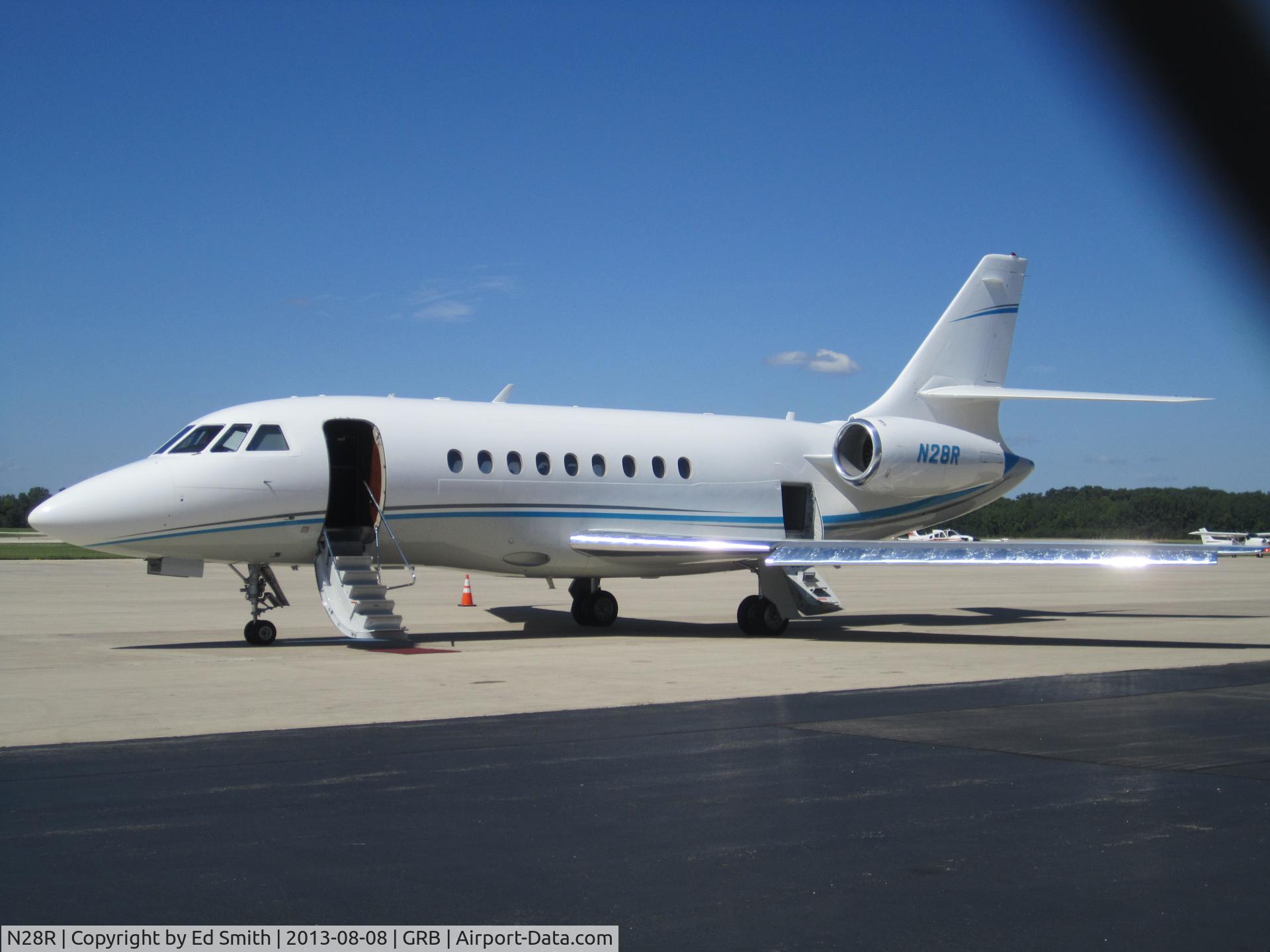 N28R, 1995 Dassault Falcon 2000 C/N 07, Falcon N28R in Green Bay, WI
