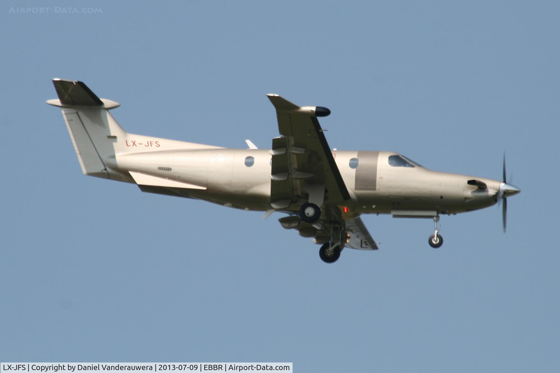 LX-JFS, 2011 Pilatus PC-12/47E C/N 1314, Arrival to RWY 02