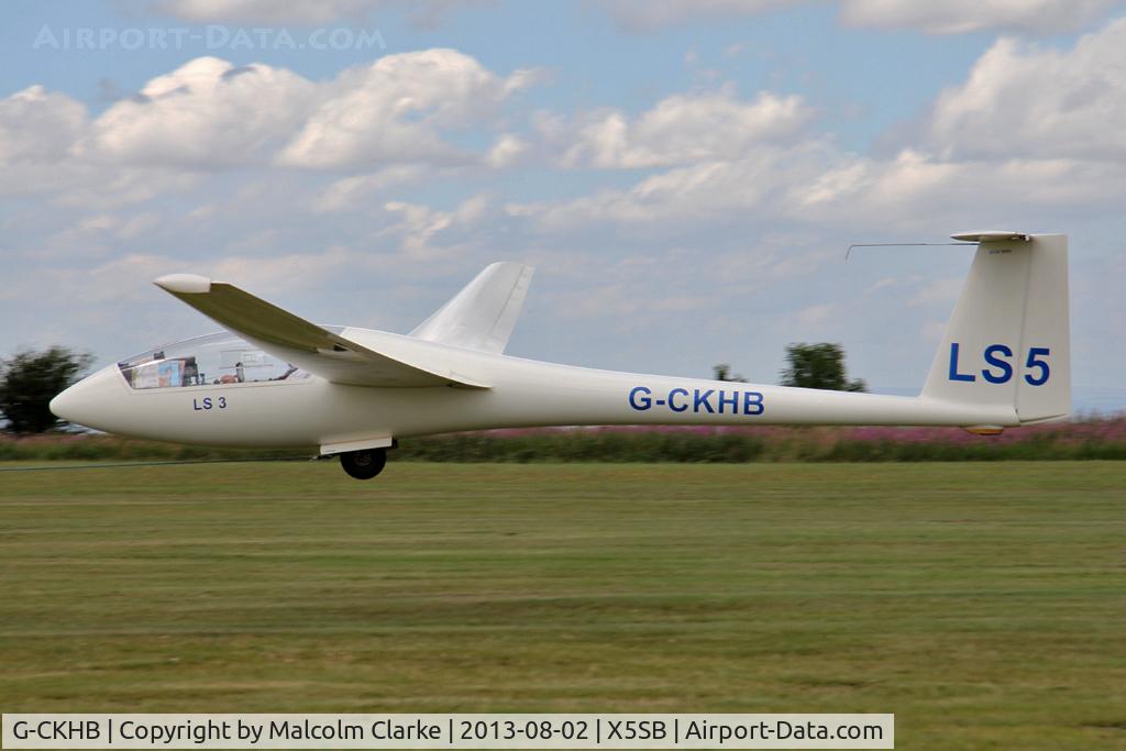 G-CKHB, 1978 Rolladen-Schneider LS-3 C/N 3316, Rolladen-Schneider LS-3 being launched for a cross country flight during The Northern Regional Gliding Competition, Sutton Bank, North Yorks, August 2nd 2013.