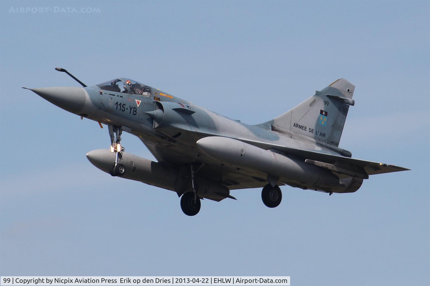 99, Dassault Mirage 2000C C/N 359, Mirage-2000 seen here on landing