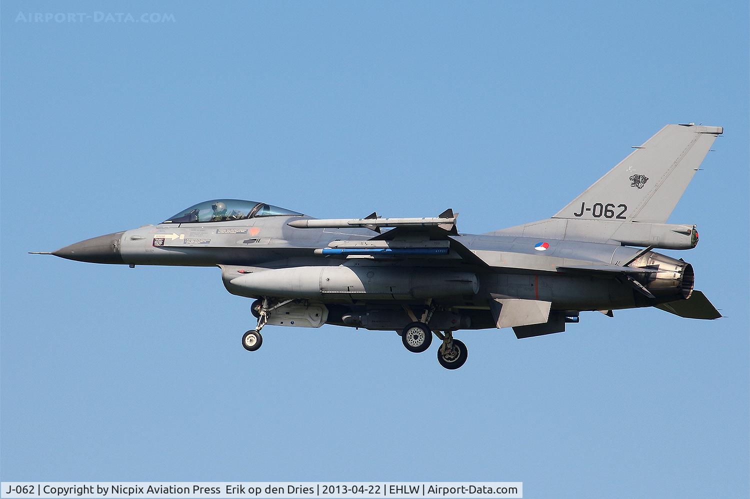 J-062, Fokker F-16AM Fighting Falcon C/N 6D-145, Volkel based 313 sqn was also present