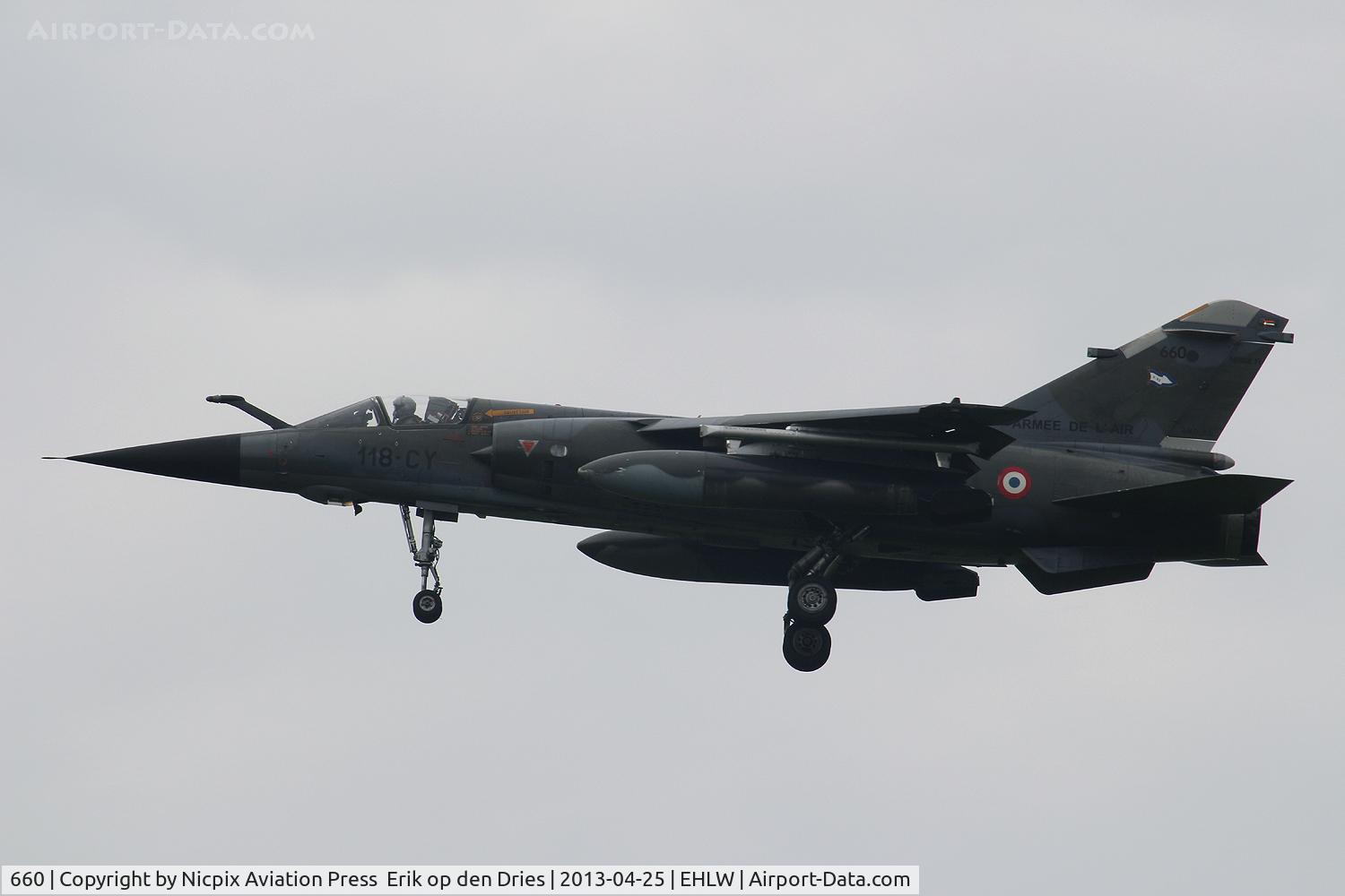 660, Dassault Mirage F.1CR C/N 660, French AF Mirage F-1CR 660 on finals for runway 24