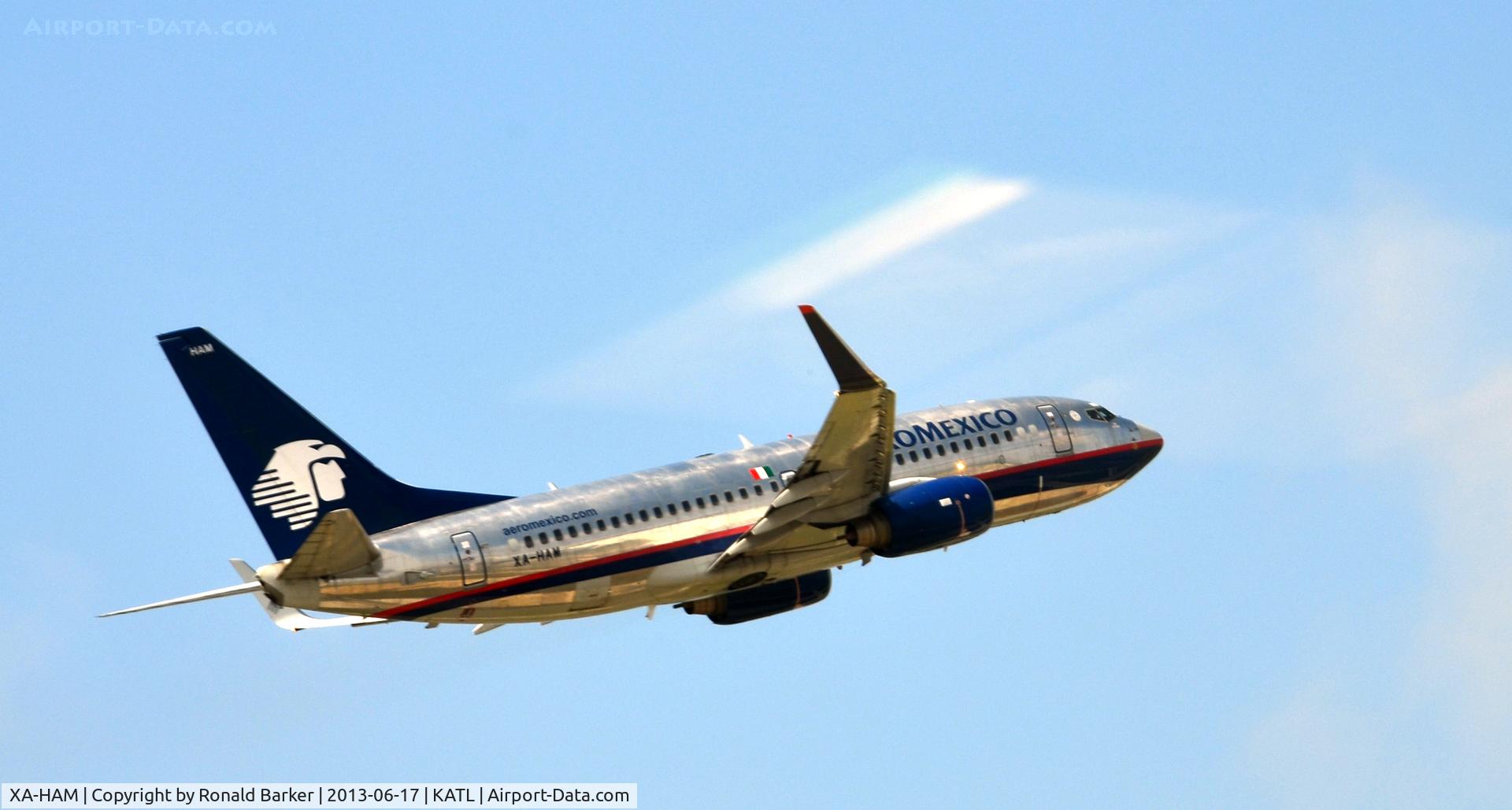 XA-HAM, 2004 Boeing 737-752 C/N 33789, Departure ATL