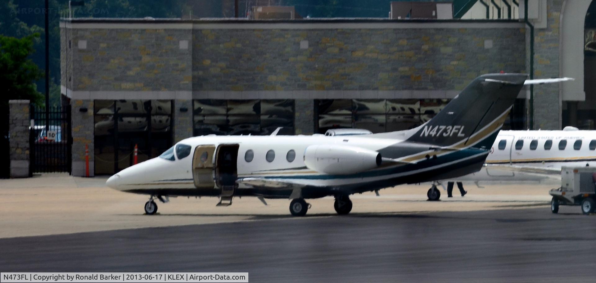 N473FL, 2004 Raytheon Beechjet 400A/Nextant N400XT C/N RK-397, Ramp LEX