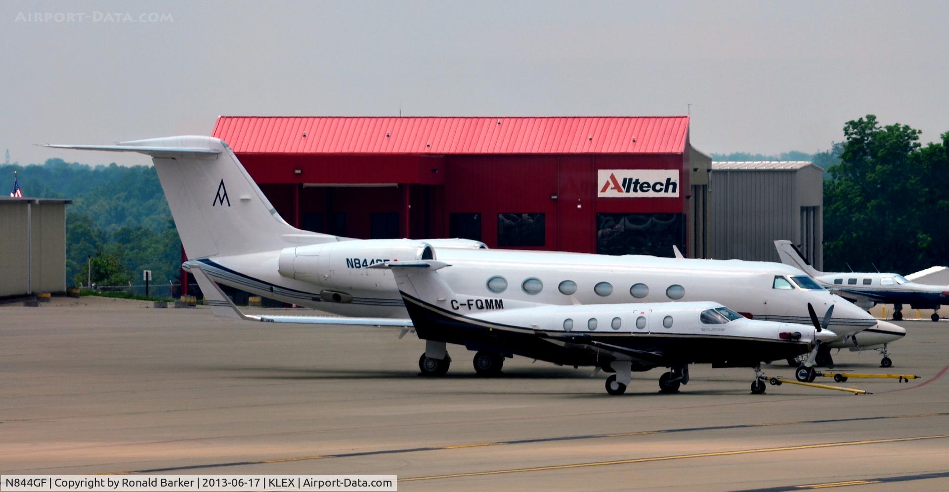 N844GF, 1989 Gulfstream Aerospace G-IV C/N 1107, Ramp LEX